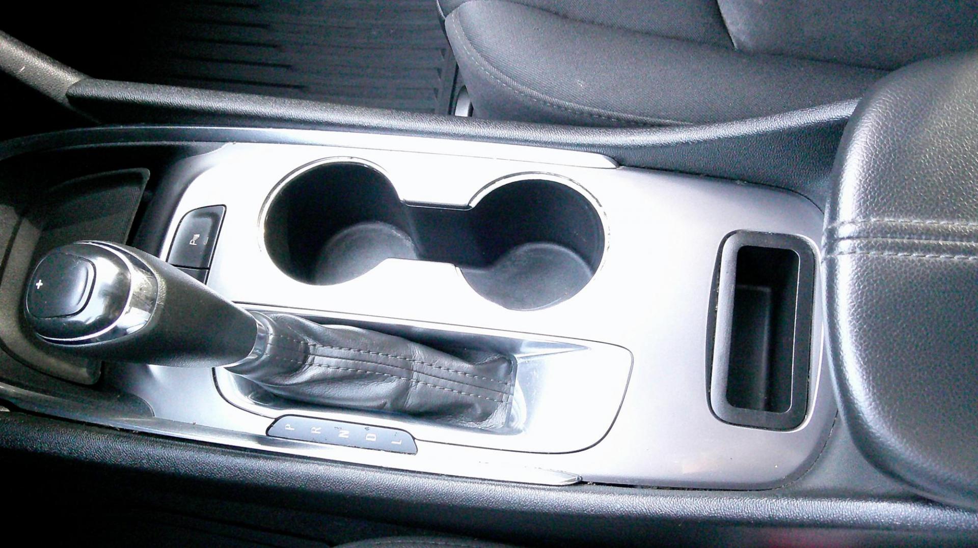 2019 SILVER Chevrolet Malibu LT (1G1ZD5ST8KF) with an 1.5L L4 DOHC 16V engine, 6A transmission, located at 540a Delsea Drive, Sewell, NJ, 08080, (987) 867-5309, 39.752560, -75.111206 - Photo#22