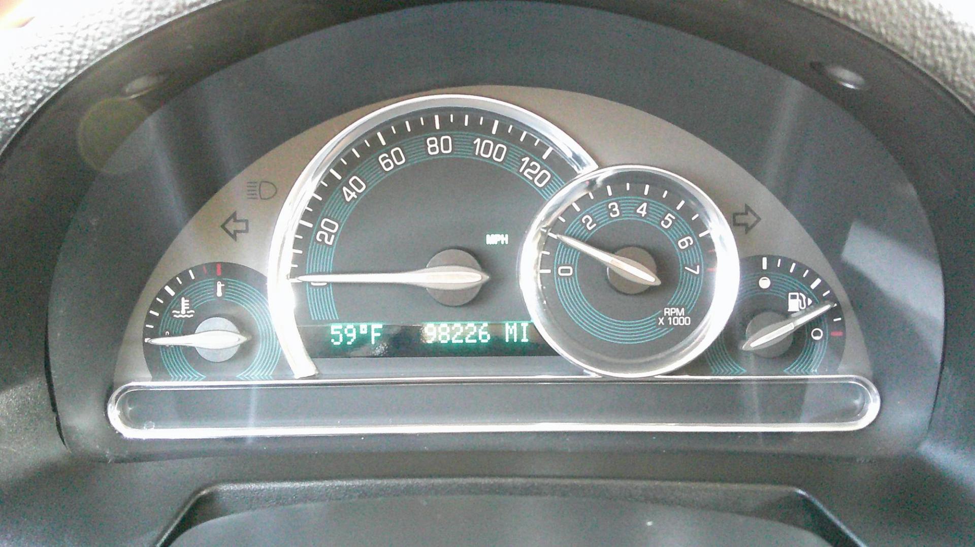 2011 GRAY Chevrolet HHR 1LT (3GNBABFW7BS) with an 2.2L L4 DOHC 16V FFV engine, 4-Speed Automatic transmission, located at 540a Delsea Drive, Sewell, NJ, 08080, (987) 867-5309, 39.752560, -75.111206 - Photo#15