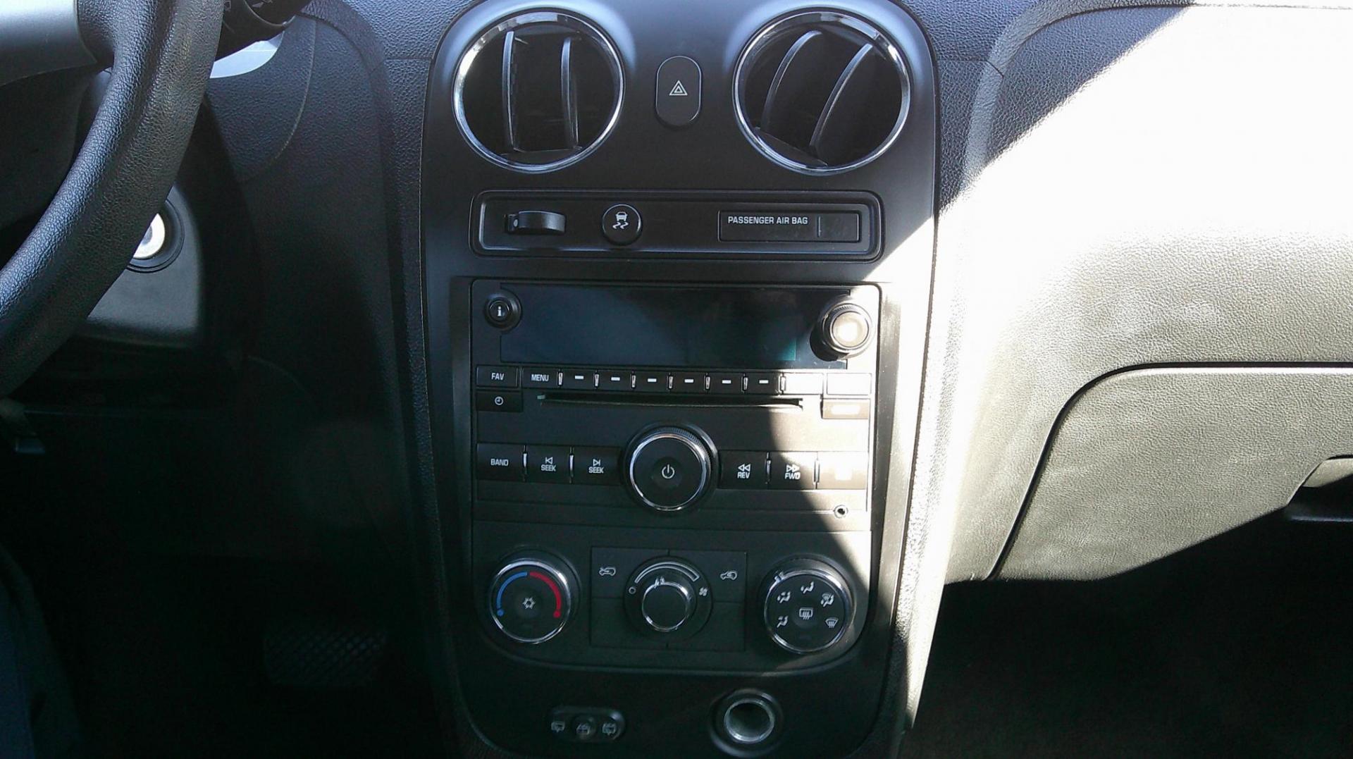 2011 GRAY Chevrolet HHR 1LT (3GNBABFW7BS) with an 2.2L L4 DOHC 16V FFV engine, 4-Speed Automatic transmission, located at 540a Delsea Drive, Sewell, NJ, 08080, (987) 867-5309, 39.752560, -75.111206 - Photo#17