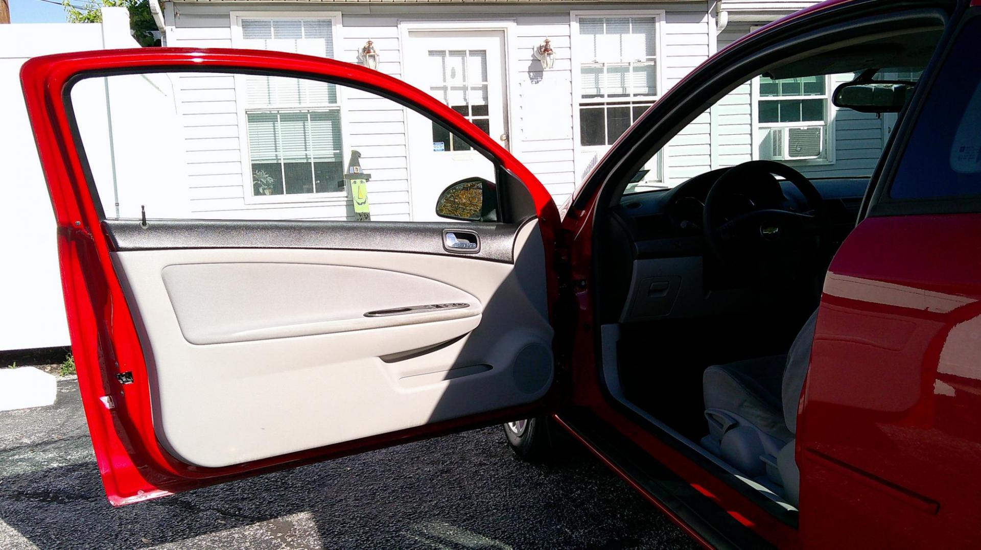 2009 RED Chevrolet Cobalt LT1 Coupe (1G1AT18H697) with an 2.2L L4 DOHC 16V engine, 5-Speed Manual Overdrive transmission, located at 540a Delsea Drive, Sewell, NJ, 08080, (987) 867-5309, 39.752560, -75.111206 - Photo#10