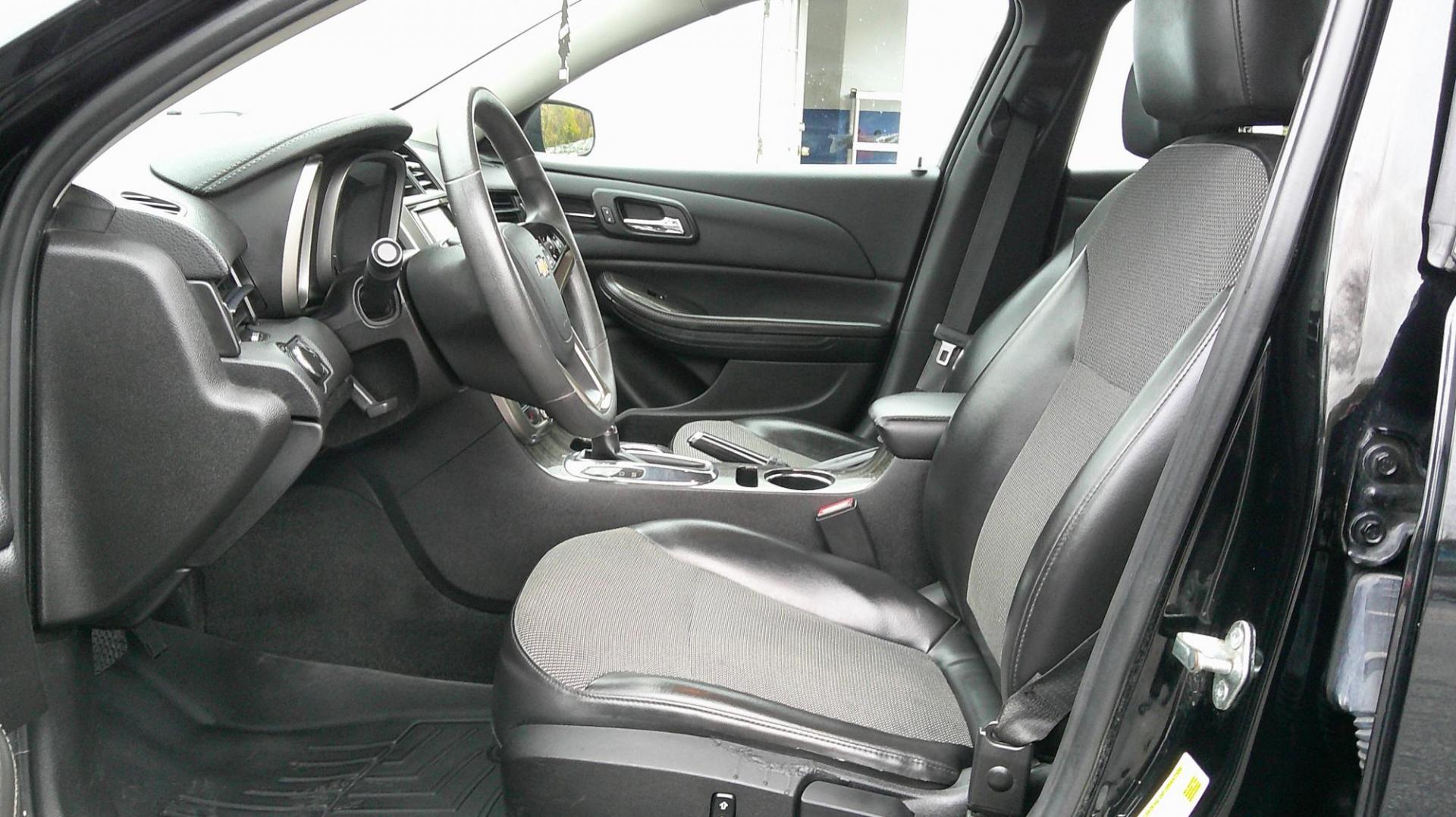 2016 BLACK Chevrolet Malibu Limited 1LT (1G11C5SA1GU) with an 2.5L L4 DOHC 16V engine, 6A transmission, located at 540a Delsea Drive, Sewell, NJ, 08080, (987) 867-5309, 39.752560, -75.111206 - Photo#12