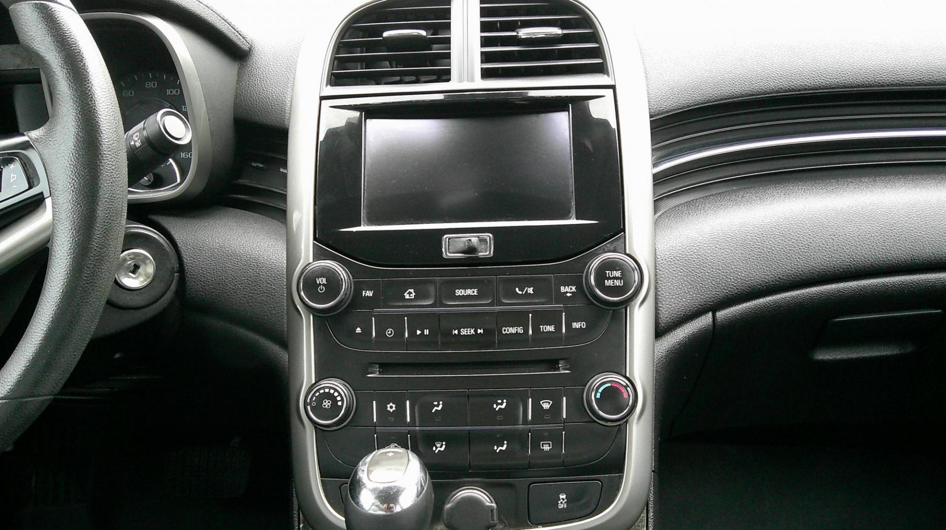 2016 BLACK Chevrolet Malibu Limited 1LT (1G11C5SA1GU) with an 2.5L L4 DOHC 16V engine, 6A transmission, located at 540a Delsea Drive, Sewell, NJ, 08080, (987) 867-5309, 39.752560, -75.111206 - Photo#19