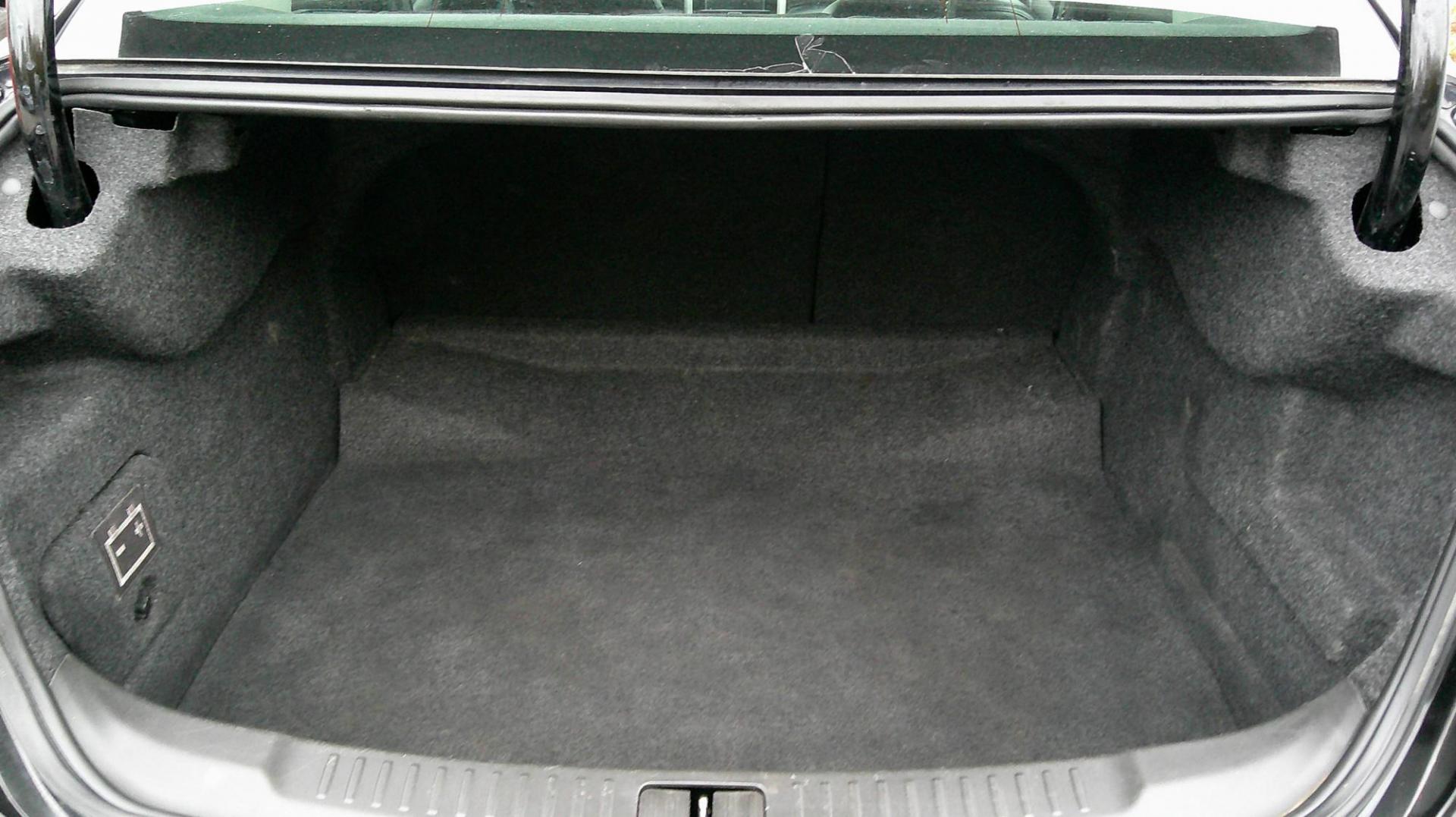 2016 BLACK Chevrolet Malibu Limited 1LT (1G11C5SA1GU) with an 2.5L L4 DOHC 16V engine, 6A transmission, located at 540a Delsea Drive, Sewell, NJ, 08080, (987) 867-5309, 39.752560, -75.111206 - Photo#23