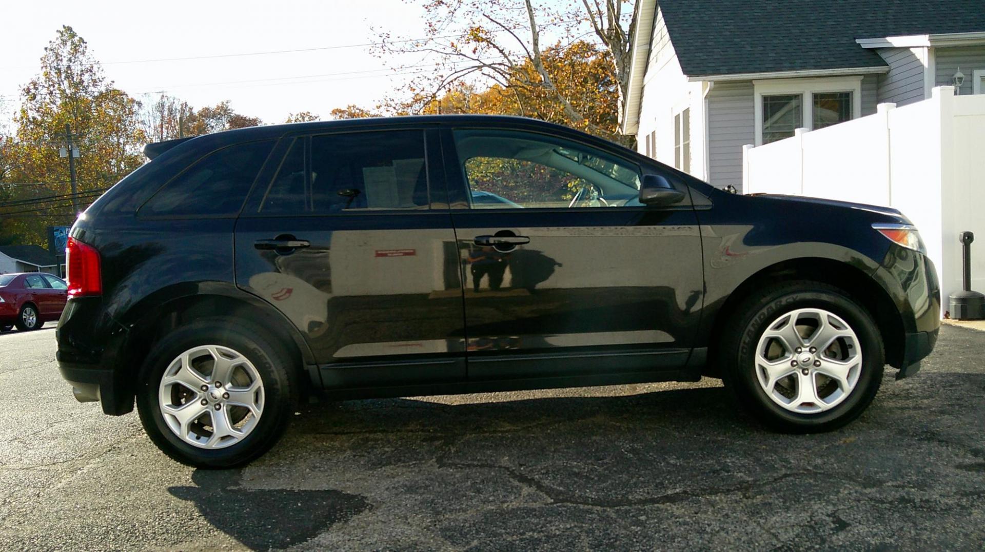 2014 BLACK Ford Edge SEL AWD (2FMDK4JC5EB) with an 3.5L V6 DOHC 24V engine, 6-Speed Automatic transmission, located at 540a Delsea Drive, Sewell, NJ, 08080, (987) 867-5309, 39.752560, -75.111206 - Photo#7