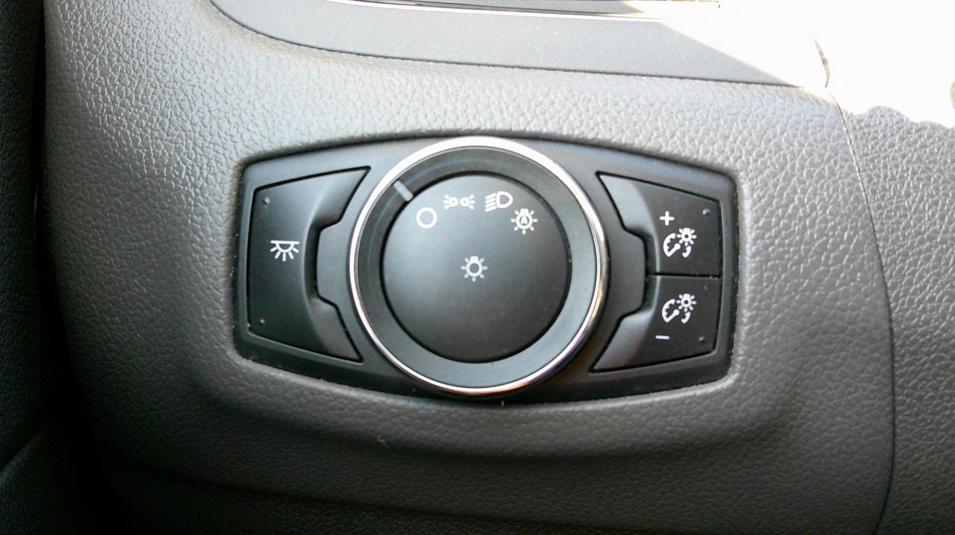 2014 BLACK Ford Edge SEL AWD (2FMDK4JC5EB) with an 3.5L V6 DOHC 24V engine, 6-Speed Automatic transmission, located at 540a Delsea Drive, Sewell, NJ, 08080, (987) 867-5309, 39.752560, -75.111206 - Photo#22