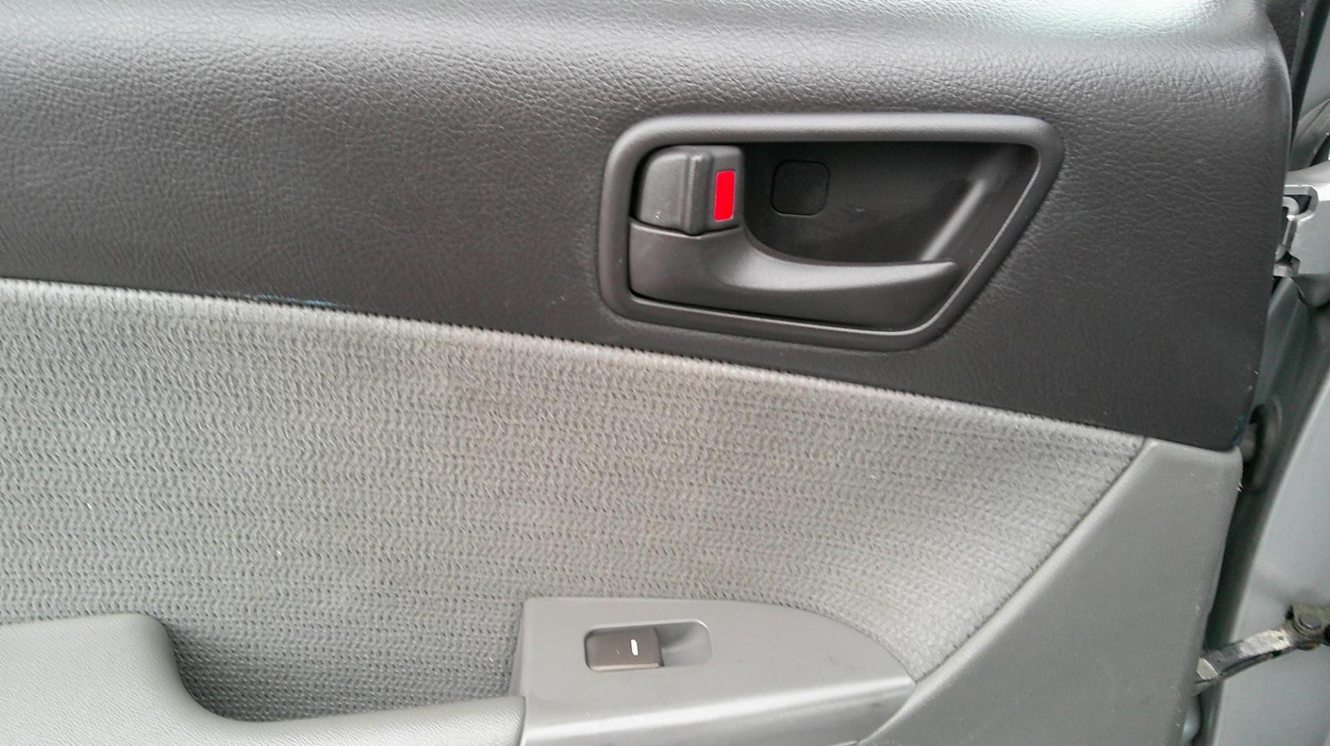 2009 SILVER Hyundai Sonata GLS (5NPET46C39H) with an 2.4L L4 DOHC 16V engine, located at 540a Delsea Drive, Sewell, NJ, 08080, (987) 867-5309, 39.752560, -75.111206 - Photo#13