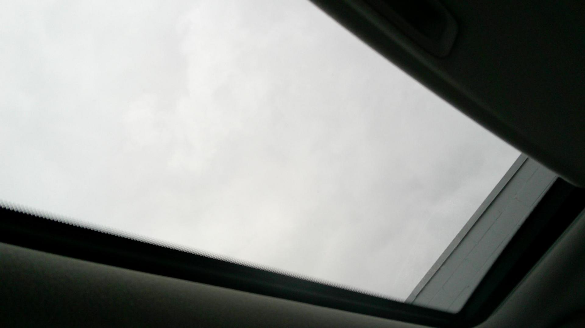 2009 SILVER Hyundai Sonata GLS (5NPET46C39H) with an 2.4L L4 DOHC 16V engine, located at 540a Delsea Drive, Sewell, NJ, 08080, (987) 867-5309, 39.752560, -75.111206 - Photo#22