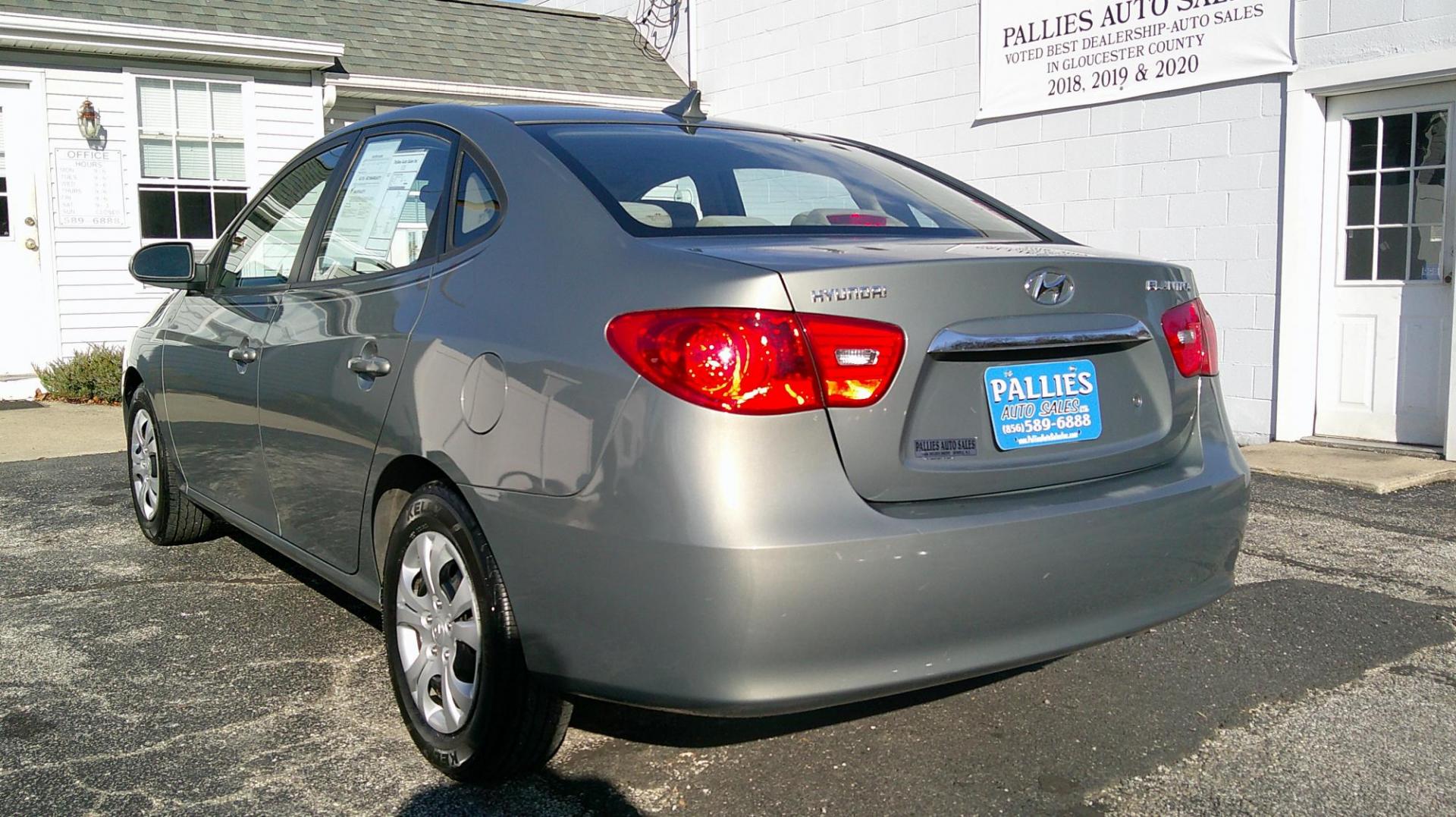 2010 GREEN Hyundai Elantra GLS (KMHDU4AD6AU) with an 2.0L L4 DOHC 16V engine, located at 540a Delsea Drive, Sewell, NJ, 08080, (987) 867-5309, 39.752560, -75.111206 - Photo#2