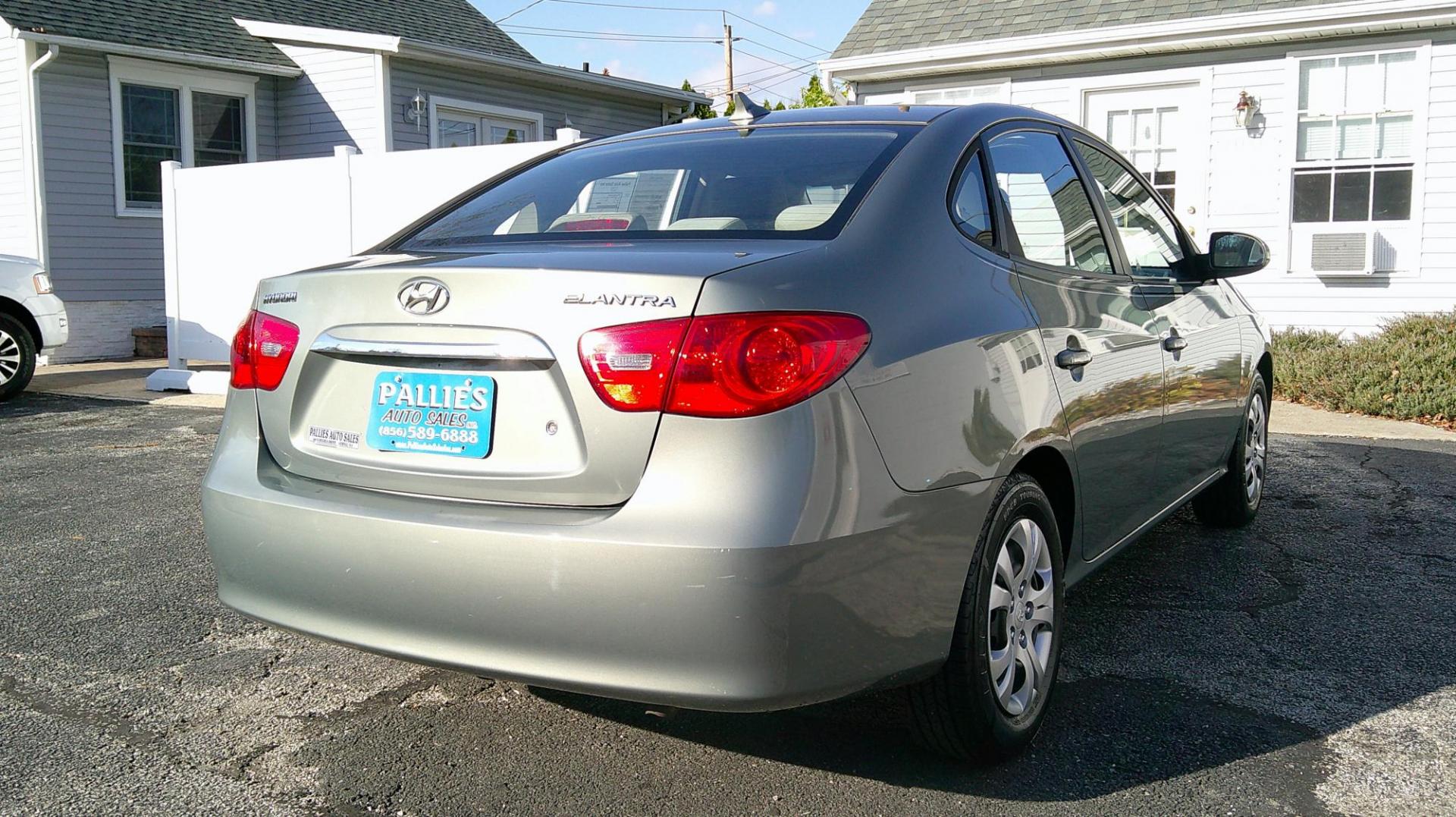 2010 GREEN Hyundai Elantra GLS (KMHDU4AD6AU) with an 2.0L L4 DOHC 16V engine, located at 540a Delsea Drive, Sewell, NJ, 08080, (987) 867-5309, 39.752560, -75.111206 - Photo#4