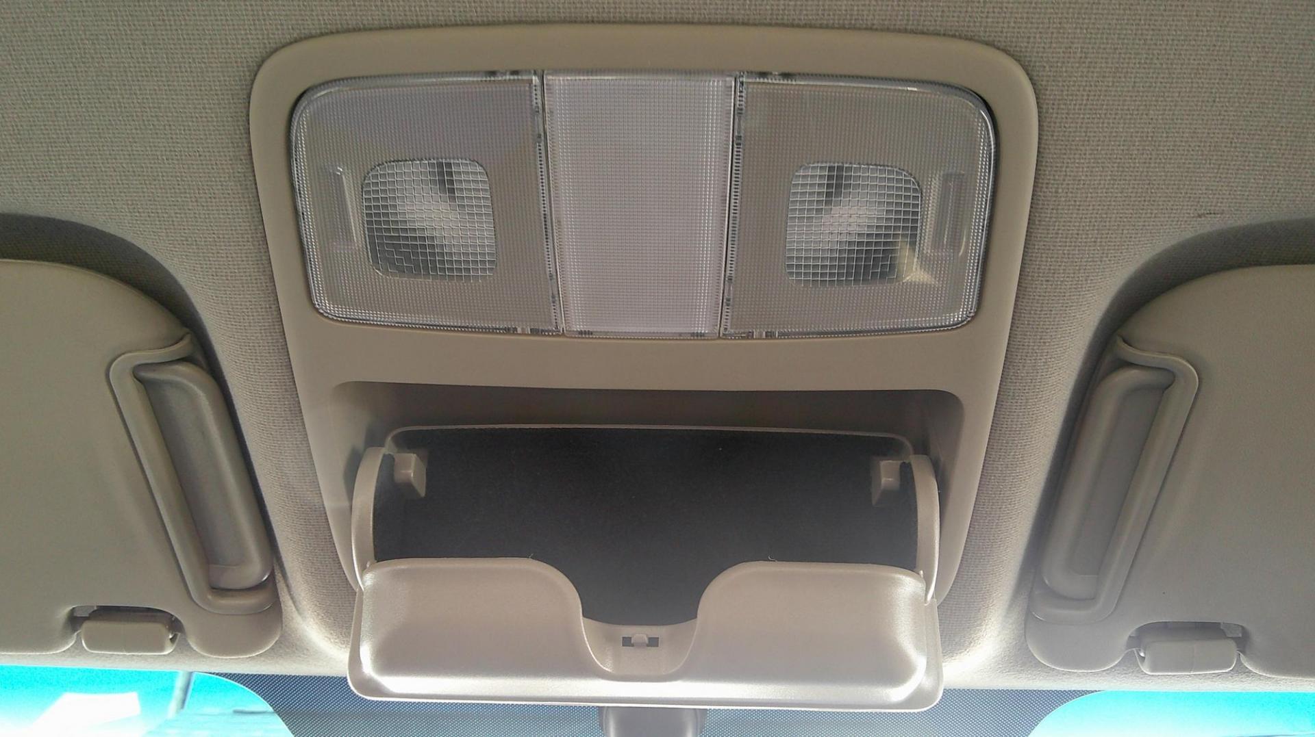 2010 GREEN Hyundai Elantra GLS (KMHDU4AD6AU) with an 2.0L L4 DOHC 16V engine, located at 540a Delsea Drive, Sewell, NJ, 08080, (987) 867-5309, 39.752560, -75.111206 - Photo#21