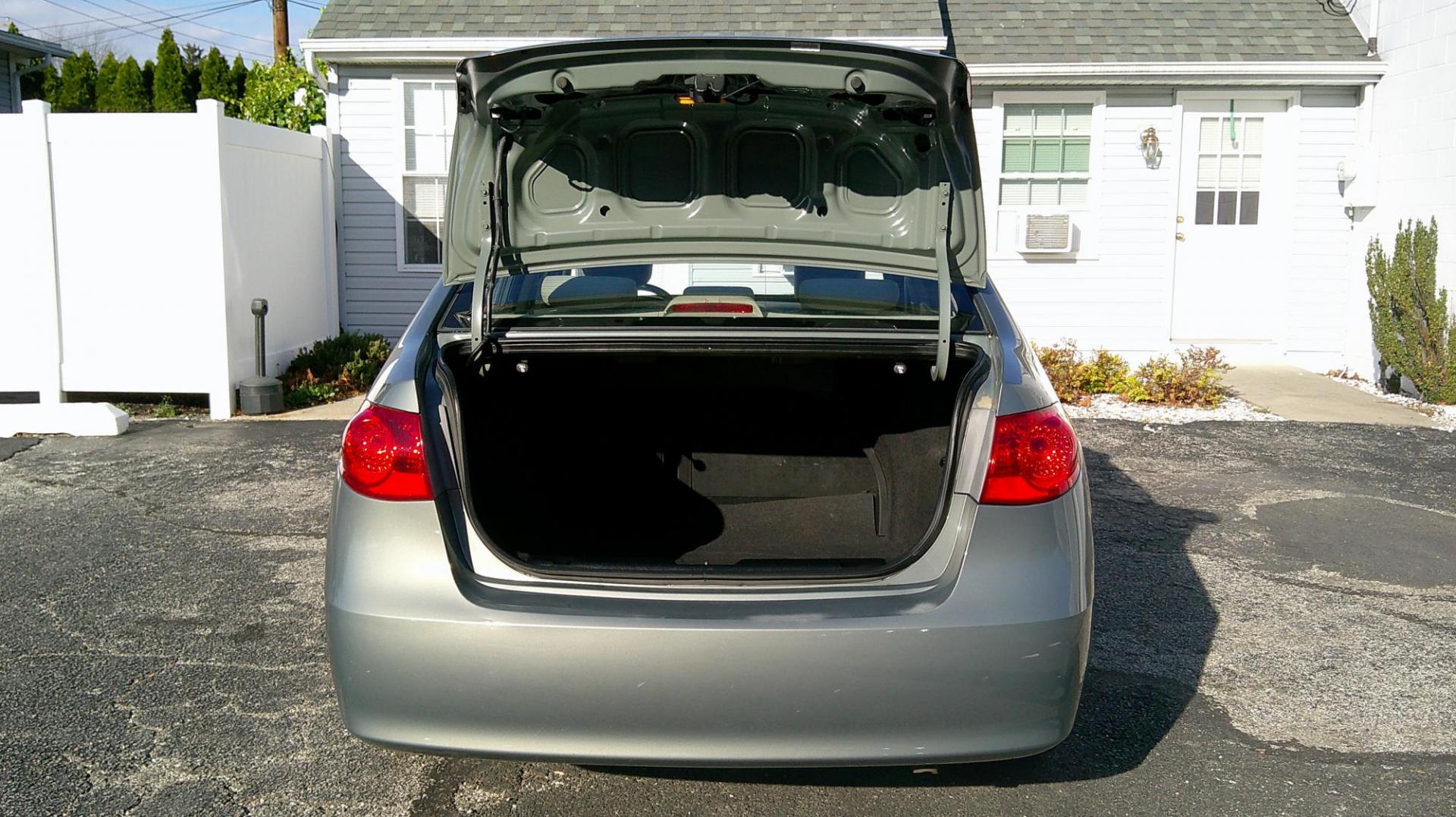 2010 GREEN Hyundai Elantra GLS (KMHDU4AD6AU) with an 2.0L L4 DOHC 16V engine, located at 540a Delsea Drive, Sewell, NJ, 08080, (987) 867-5309, 39.752560, -75.111206 - Photo#22