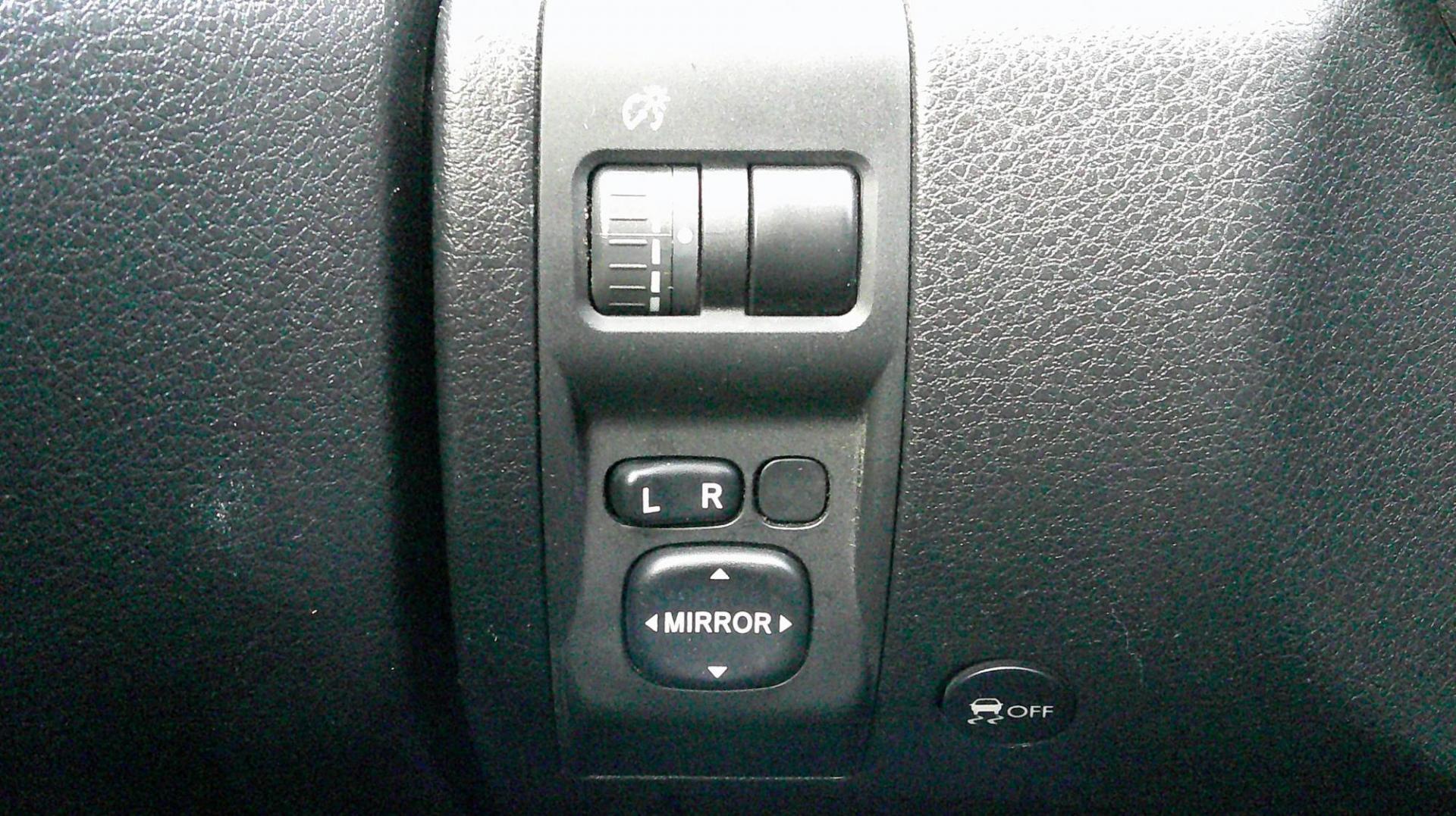 2011 BLUE Subaru Impreza Outback Sport (JF1GH6D62BH) with an 2.5L H4 SOHC 16V engine, 5-Speed Manual transmission, located at 540a Delsea Drive, Sewell, NJ, 08080, (987) 867-5309, 39.752560, -75.111206 - Photo#21