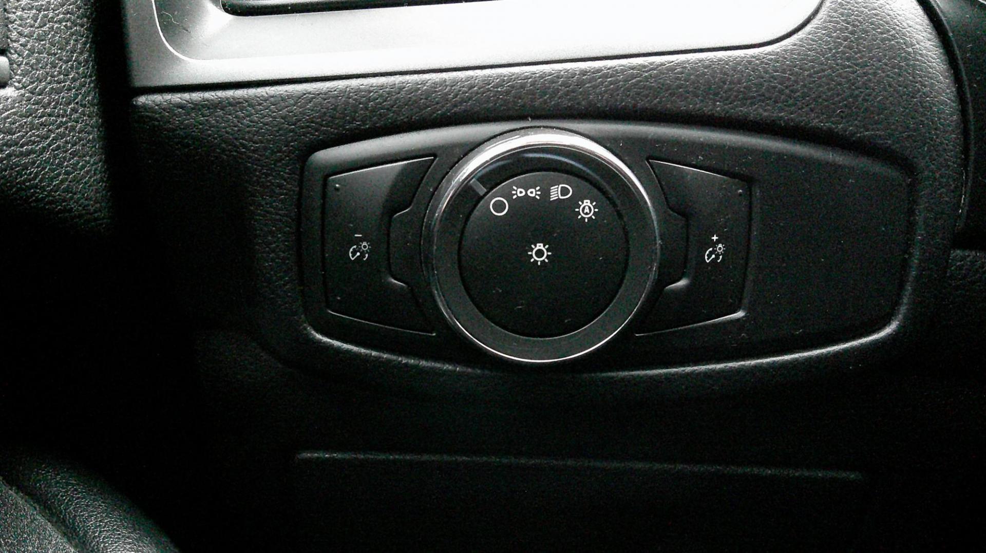 2015 BLUE Ford Edge SE AWD (2FMTK4G85FB) with an 3.5L V6 DOHC 24V engine, 6-Speed Automatic transmission, located at 540a Delsea Drive, Sewell, NJ, 08080, (987) 867-5309, 39.752560, -75.111206 - Photo#23