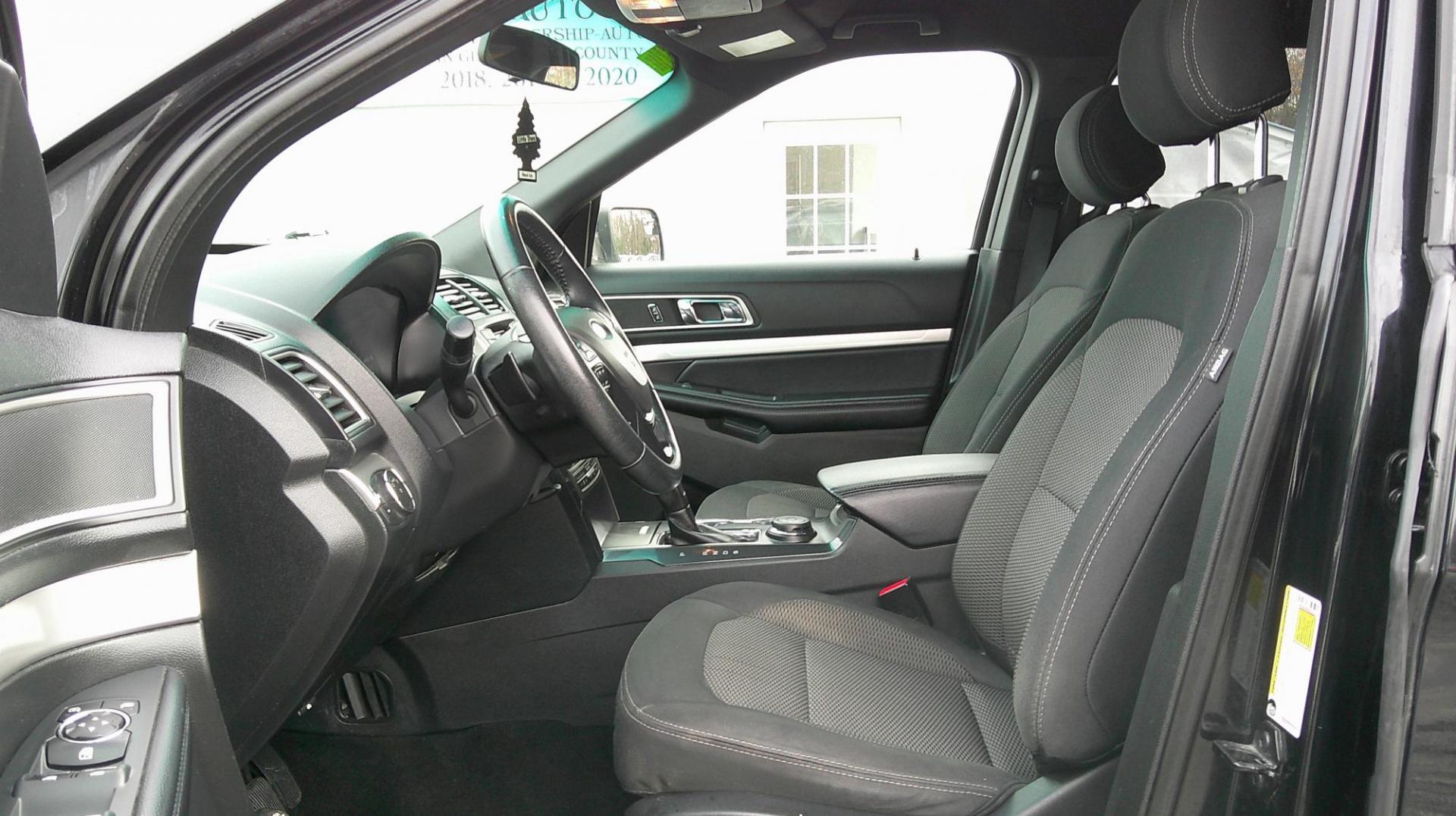 2017 BLACK Ford Explorer XLT 4WD (1FM5K8DH6HG) with an 2.3L L4 DOHC 16V engine, 6A transmission, located at 540a Delsea Drive, Sewell, NJ, 08080, (987) 867-5309, 39.752560, -75.111206 - Photo#12