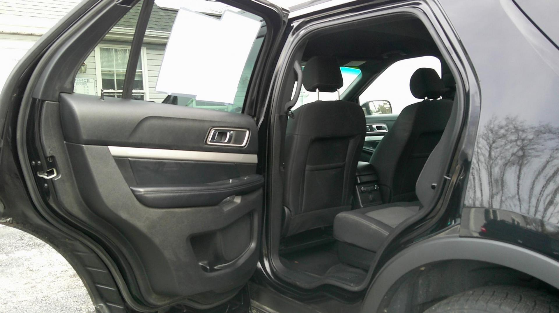 2017 BLACK Ford Explorer XLT 4WD (1FM5K8DH6HG) with an 2.3L L4 DOHC 16V engine, 6A transmission, located at 540a Delsea Drive, Sewell, NJ, 08080, (987) 867-5309, 39.752560, -75.111206 - Photo#13