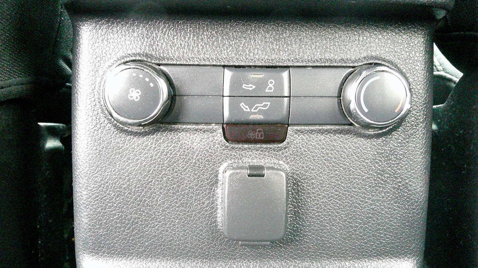 2017 BLACK Ford Explorer XLT 4WD (1FM5K8DH6HG) with an 2.3L L4 DOHC 16V engine, 6A transmission, located at 540a Delsea Drive, Sewell, NJ, 08080, (987) 867-5309, 39.752560, -75.111206 - Photo#26