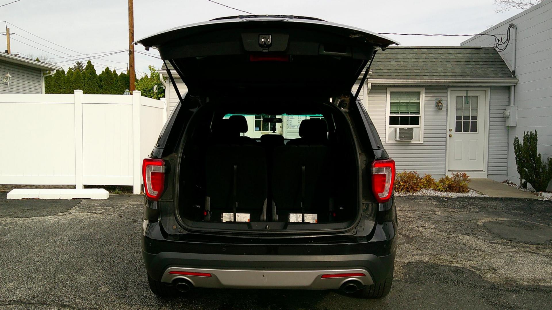 2017 BLACK Ford Explorer XLT 4WD (1FM5K8DH6HG) with an 2.3L L4 DOHC 16V engine, 6A transmission, located at 540a Delsea Drive, Sewell, NJ, 08080, (987) 867-5309, 39.752560, -75.111206 - Photo#27