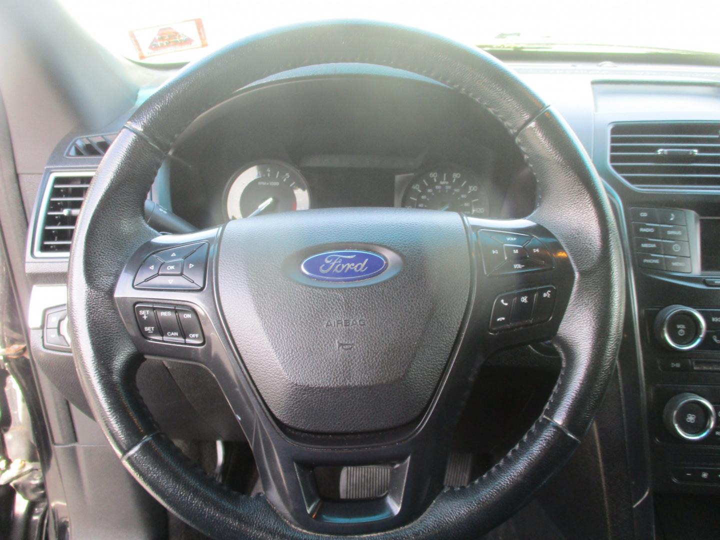 2017 BLACK Ford Explorer XLT 4WD (1FM5K8DH6HG) with an 2.3L L4 DOHC 16V engine, 6A transmission, located at 540a Delsea Drive, Sewell, NJ, 08080, (987) 867-5309, 39.752560, -75.111206- Photo#20