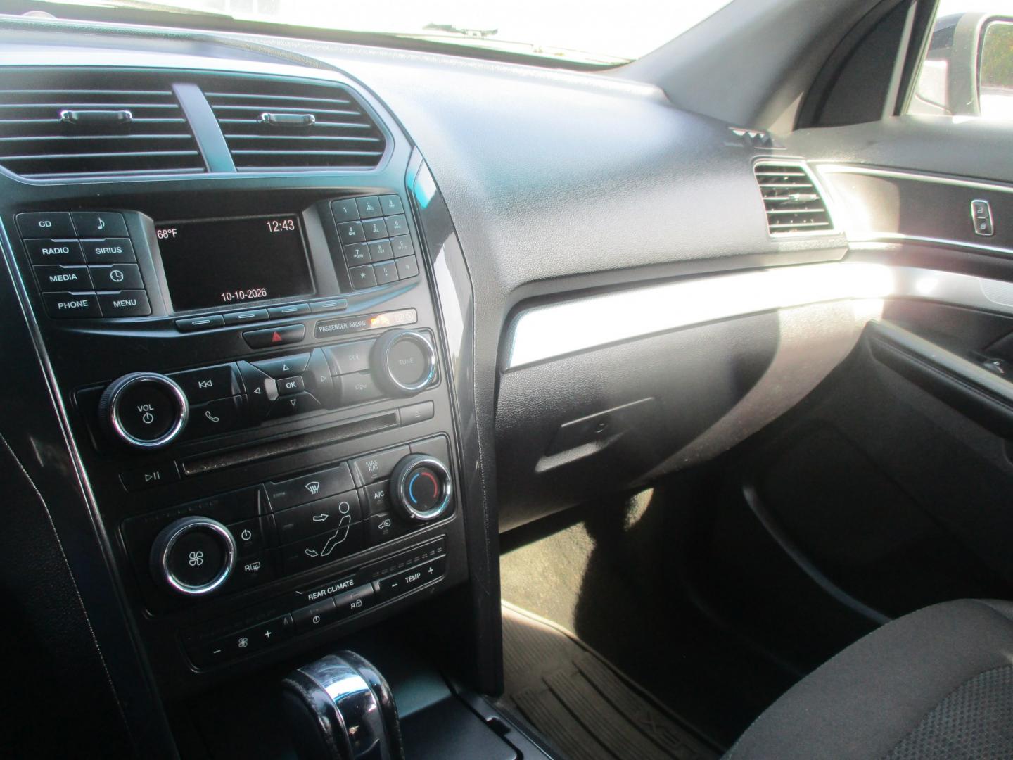 2017 BLACK Ford Explorer XLT 4WD (1FM5K8DH6HG) with an 2.3L L4 DOHC 16V engine, 6A transmission, located at 540a Delsea Drive, Sewell, NJ, 08080, (987) 867-5309, 39.752560, -75.111206- Photo#22