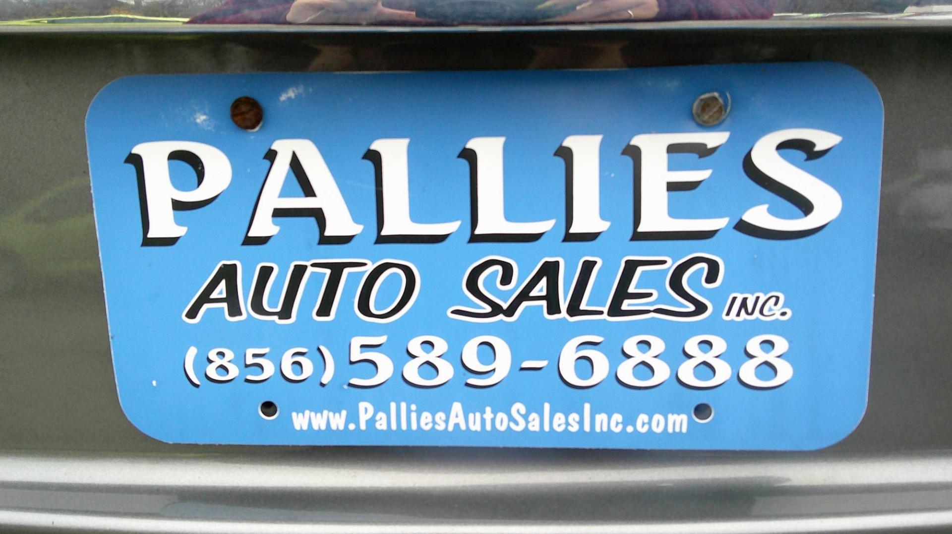 2012 GRAY Ford Explorer XLT 4WD (1FMHK8D83CG) with an 3.5L V6 DOHC 24V engine, 6-Speed Automatic transmission, located at 540a Delsea Drive, Sewell, NJ, 08080, (987) 867-5309, 39.752560, -75.111206 - Photo#4