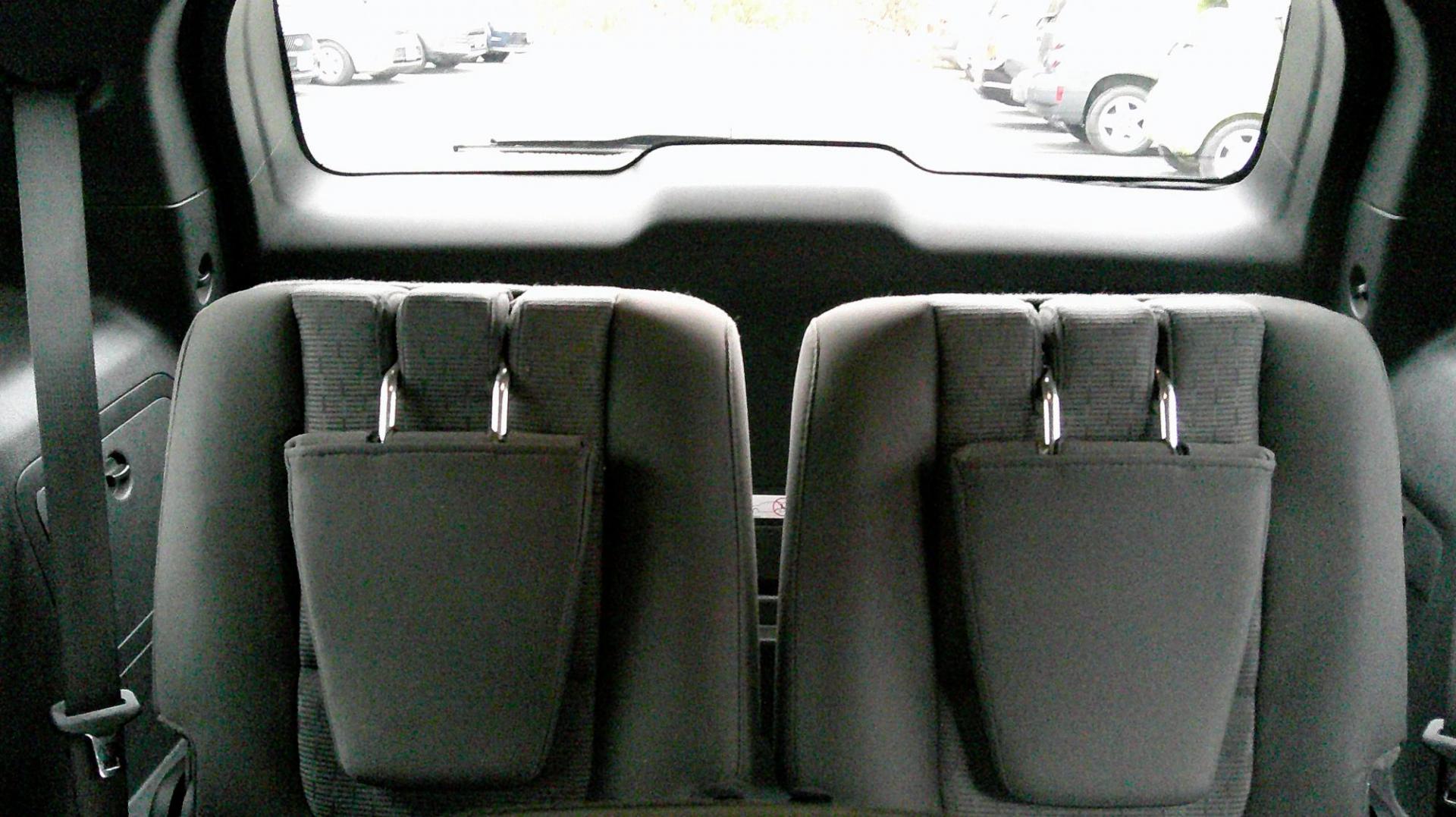 2012 GRAY Ford Explorer XLT 4WD (1FMHK8D83CG) with an 3.5L V6 DOHC 24V engine, 6-Speed Automatic transmission, located at 540a Delsea Drive, Sewell, NJ, 08080, (987) 867-5309, 39.752560, -75.111206 - Photo#17