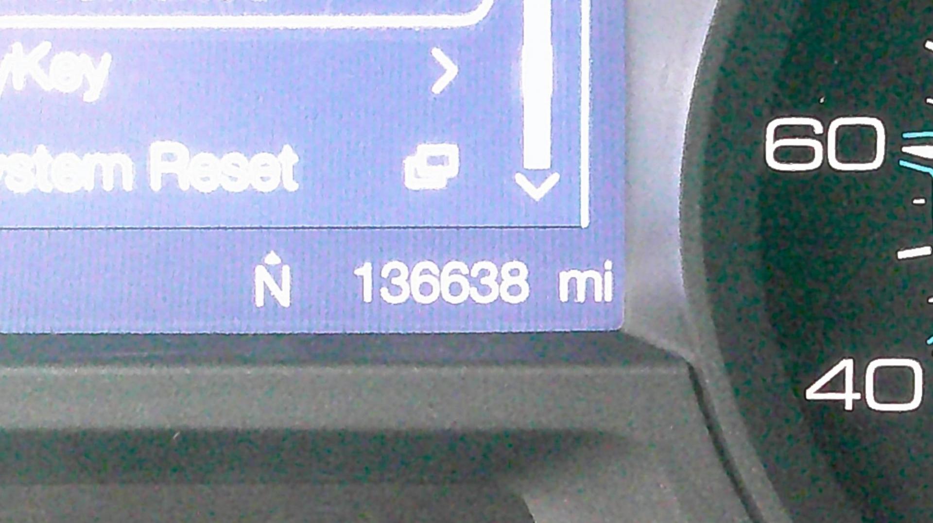 2012 GRAY Ford Explorer XLT 4WD (1FMHK8D83CG) with an 3.5L V6 DOHC 24V engine, 6-Speed Automatic transmission, located at 540a Delsea Drive, Sewell, NJ, 08080, (987) 867-5309, 39.752560, -75.111206 - Photo#20