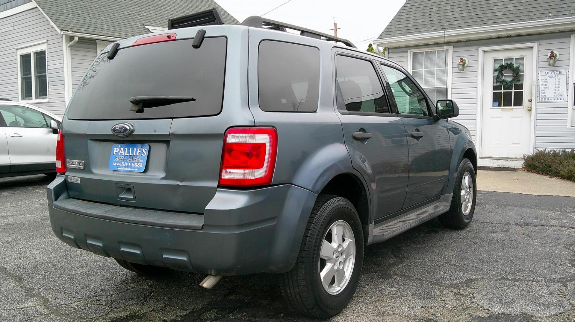 2010 BLUE Ford Escape XLT FWD (1FMCU0D76AK) with an 2.5L L4 DOHC 16V engine, 6-Speed Automatic transmission, located at 540a Delsea Drive, Sewell, NJ, 08080, (987) 867-5309, 39.752560, -75.111206 - Photo#5