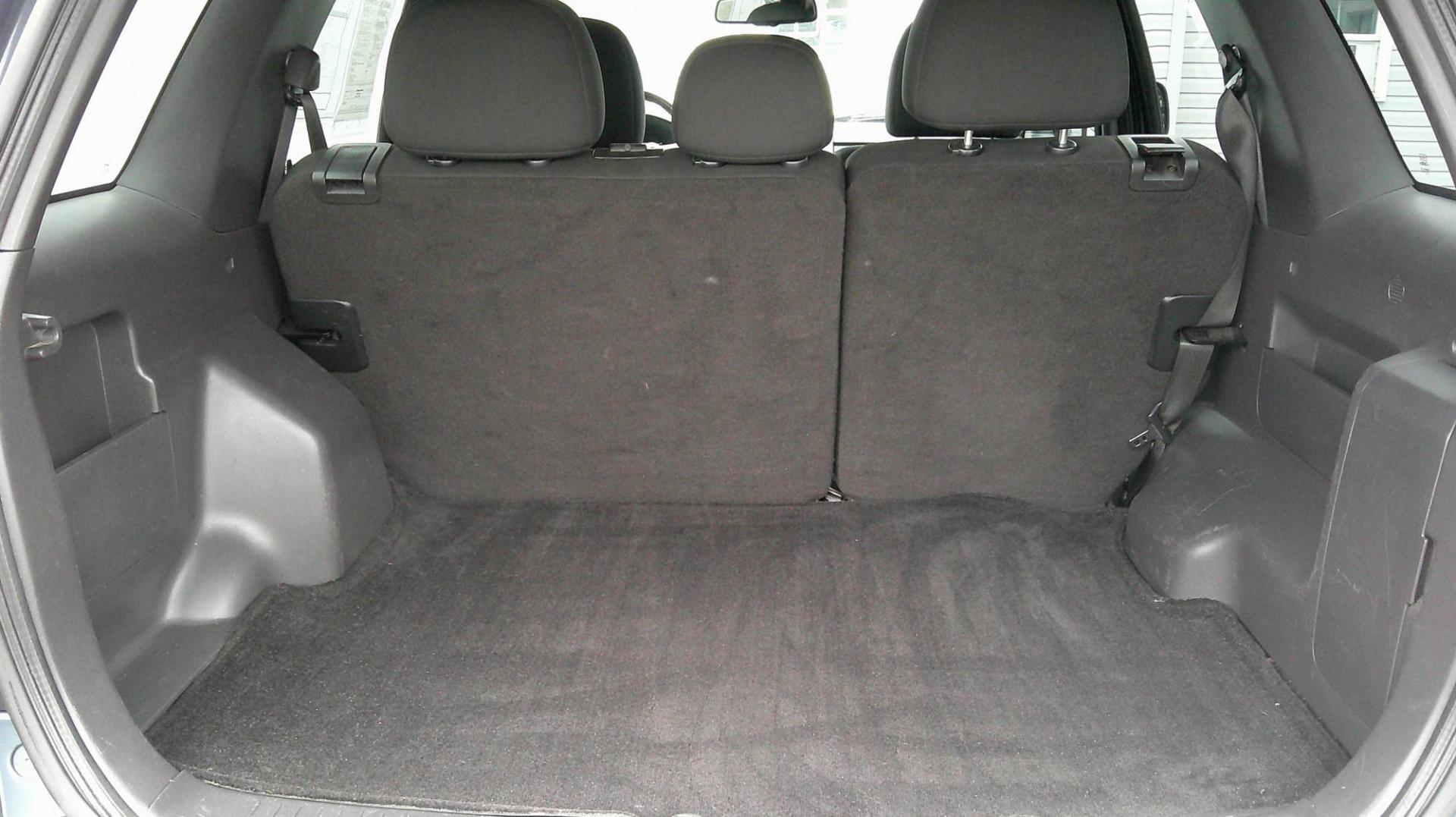 2010 BLUE Ford Escape XLT FWD (1FMCU0D76AK) with an 2.5L L4 DOHC 16V engine, 6-Speed Automatic transmission, located at 540a Delsea Drive, Sewell, NJ, 08080, (987) 867-5309, 39.752560, -75.111206 - Photo#27