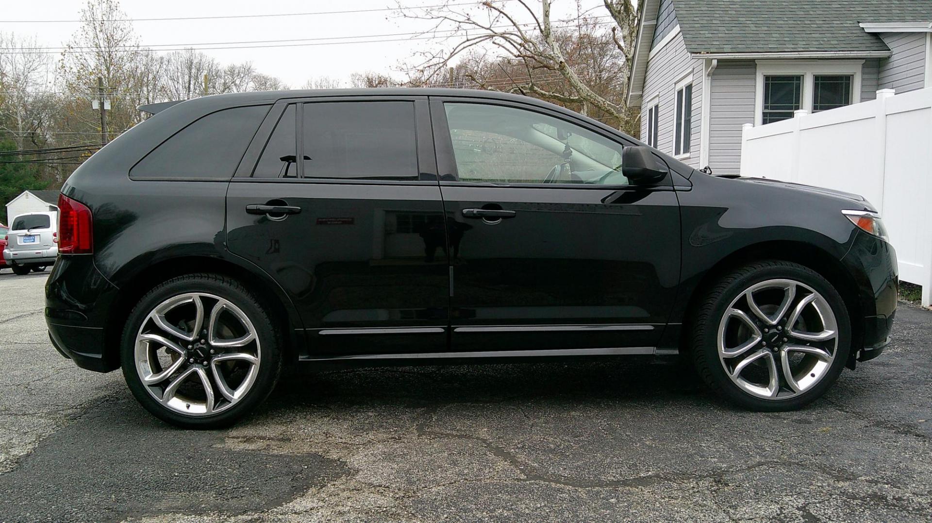 2011 BLACK Ford Edge Sport FWD (2FMDK3AK7BB) with an 3.7L V6 DOHC 24V engine, 6-Speed Automatic transmission, located at 540a Delsea Drive, Sewell, NJ, 08080, (987) 867-5309, 39.752560, -75.111206 - Photo#7