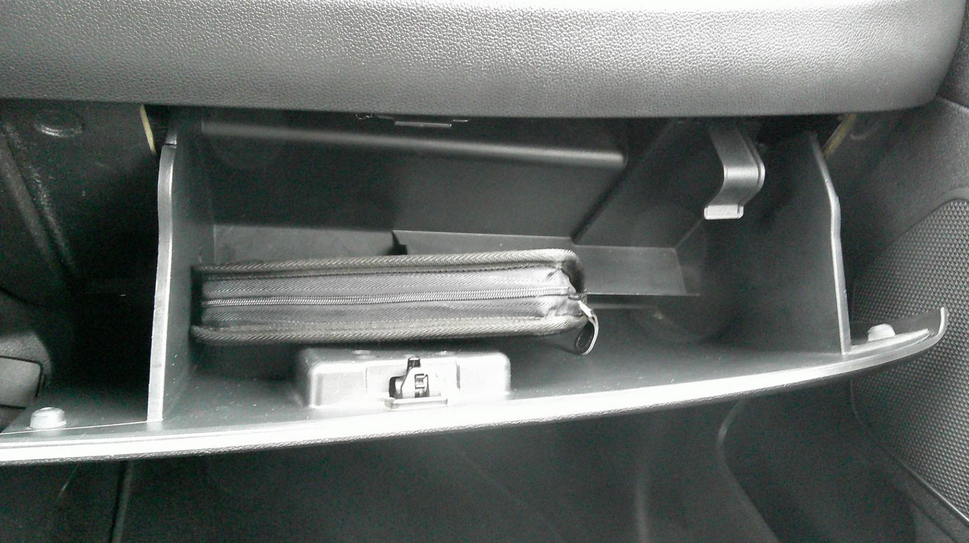 2011 BLACK Ford Edge Sport FWD (2FMDK3AK7BB) with an 3.7L V6 DOHC 24V engine, 6-Speed Automatic transmission, located at 540a Delsea Drive, Sewell, NJ, 08080, (987) 867-5309, 39.752560, -75.111206 - Photo#24