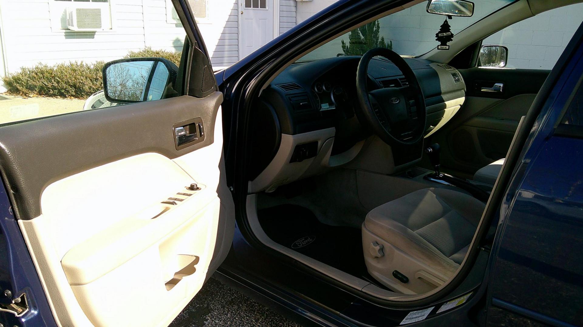 2007 BLUE Ford Fusion V6 SE AWD (3FAHP011X7R) with an 3.0L V6 DOHC 24V engine, located at 540a Delsea Drive, Sewell, NJ, 08080, (987) 867-5309, 39.752560, -75.111206 - Photo#10