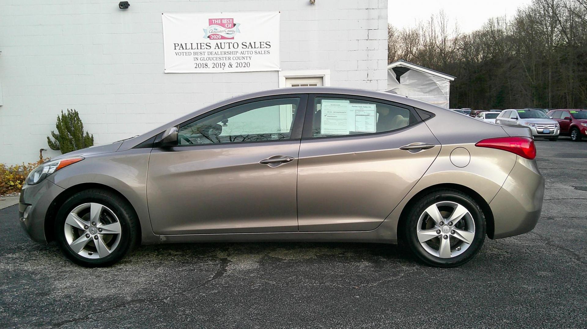 2012 GRAY Hyundai Elantra Limited (5NPDH4AE2CH) with an 1.8L L4 DOHC 16V engine, 6-Speed Automatic transmission, located at 540a Delsea Drive, Sewell, NJ, 08080, (987) 867-5309, 39.752560, -75.111206 - Photo#1