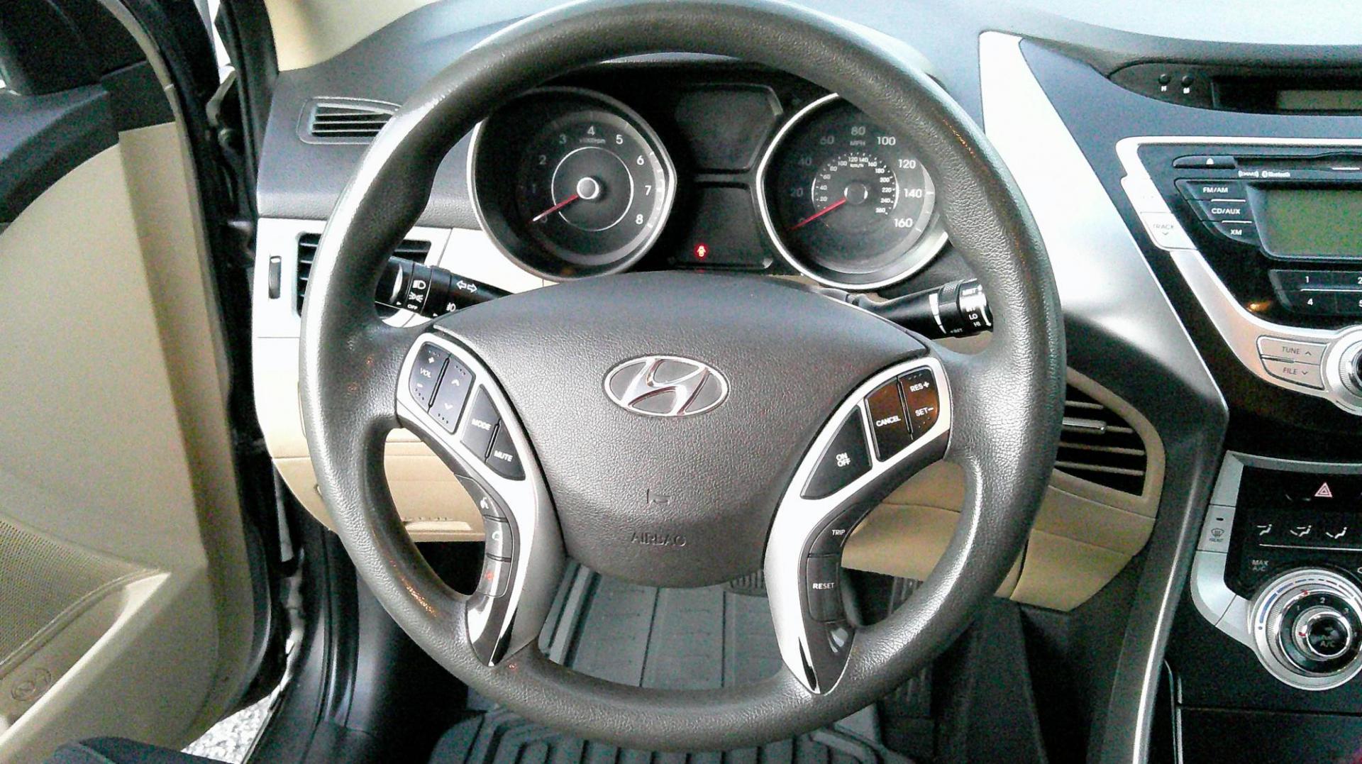 2012 GRAY Hyundai Elantra Limited (5NPDH4AE2CH) with an 1.8L L4 DOHC 16V engine, 6-Speed Automatic transmission, located at 540a Delsea Drive, Sewell, NJ, 08080, (987) 867-5309, 39.752560, -75.111206 - Photo#15