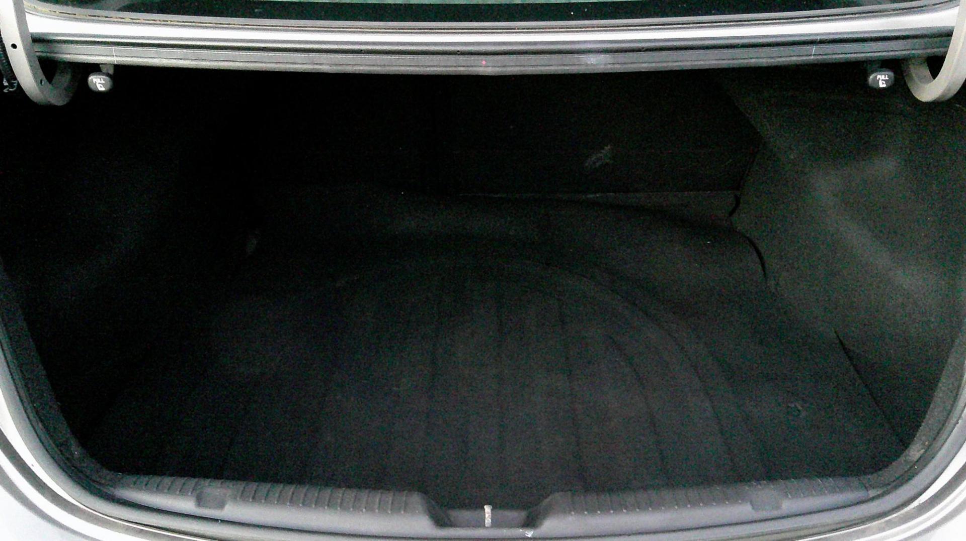 2012 GRAY Hyundai Elantra Limited (5NPDH4AE2CH) with an 1.8L L4 DOHC 16V engine, 6-Speed Automatic transmission, located at 540a Delsea Drive, Sewell, NJ, 08080, (987) 867-5309, 39.752560, -75.111206 - Photo#23