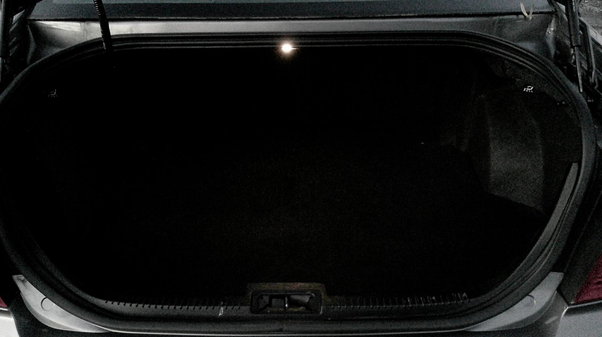 2011 GRAY Ford Fusion I4 SE (3FAHP0HA1BR) with an 2.5L L4 DOHC 16V engine, located at 540a Delsea Drive, Sewell, NJ, 08080, (987) 867-5309, 39.752560, -75.111206 - Photo#24