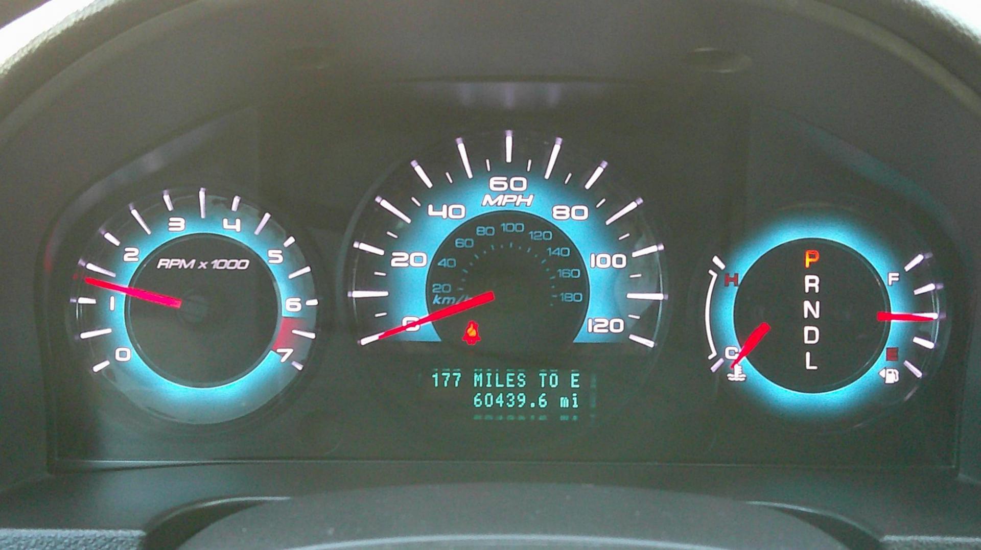 2011 GRAY Ford Fusion I4 SE (3FAHP0HA1BR) with an 2.5L L4 DOHC 16V engine, located at 540a Delsea Drive, Sewell, NJ, 08080, (987) 867-5309, 39.752560, -75.111206 - Photo#16