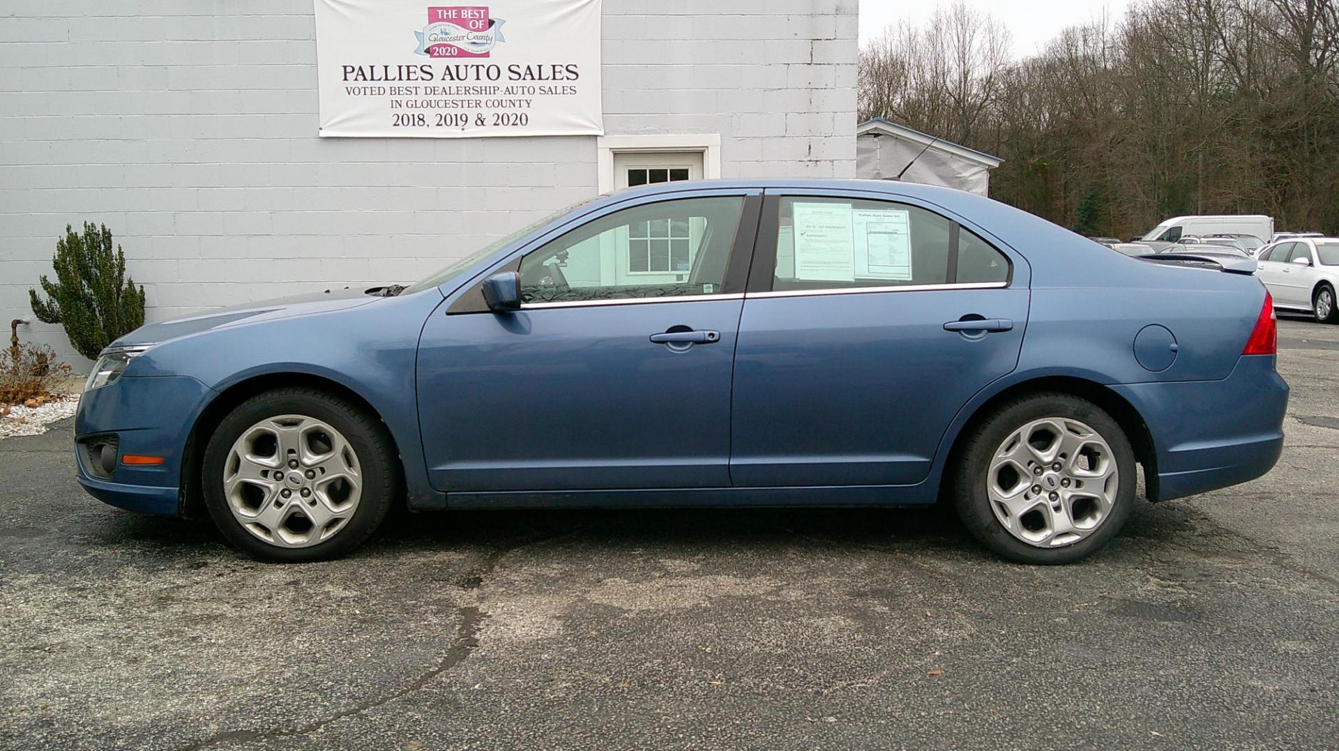2010 BLUE Ford Fusion SE (3FAHP0HA0AR) with an 2.5L L4 DOHC 16V engine, located at 540a Delsea Drive, Sewell, NJ, 08080, (987) 867-5309, 39.752560, -75.111206 - Photo#1