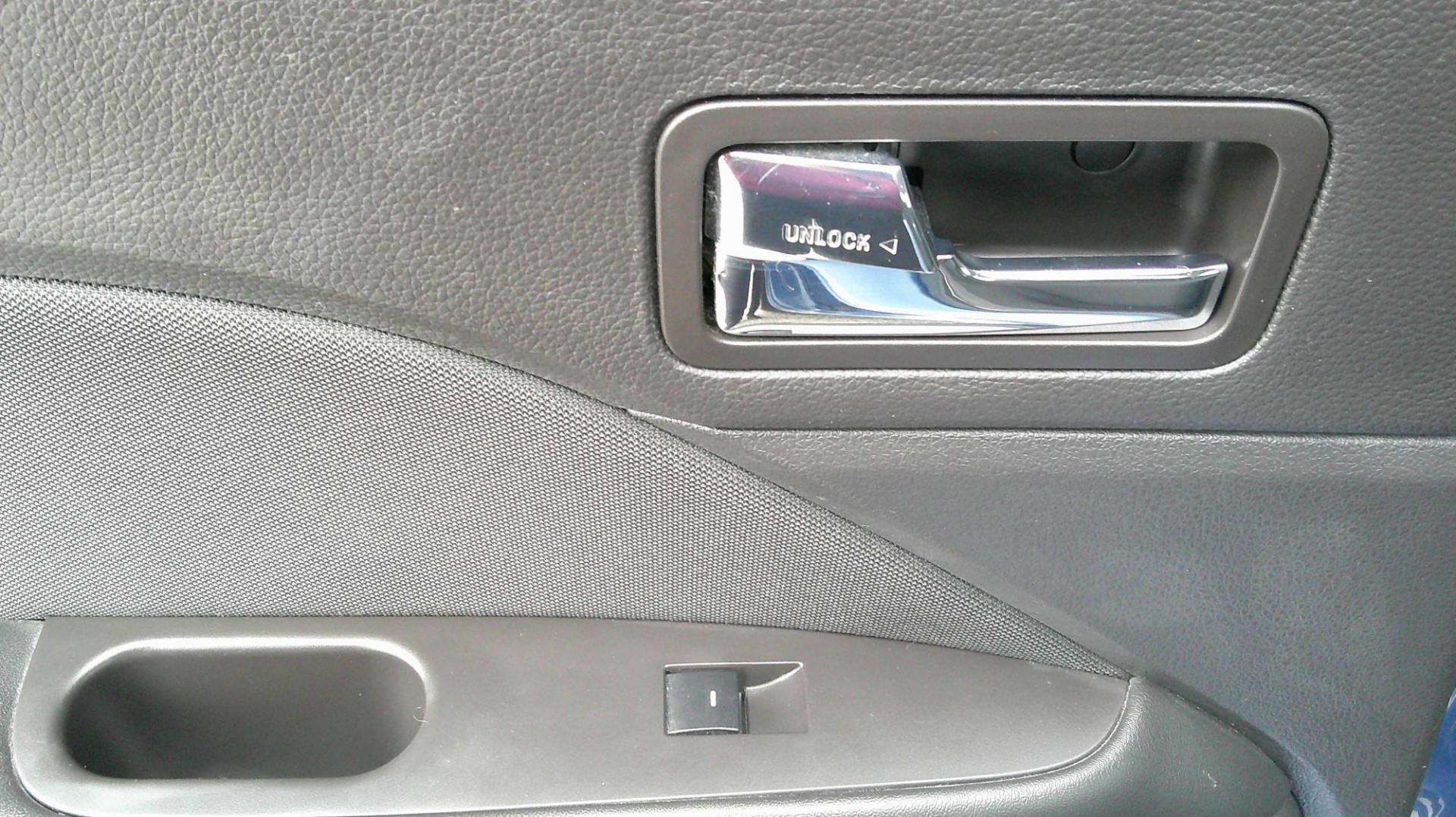 2010 BLUE Ford Fusion SE (3FAHP0HA0AR) with an 2.5L L4 DOHC 16V engine, located at 540a Delsea Drive, Sewell, NJ, 08080, (987) 867-5309, 39.752560, -75.111206 - Photo#13