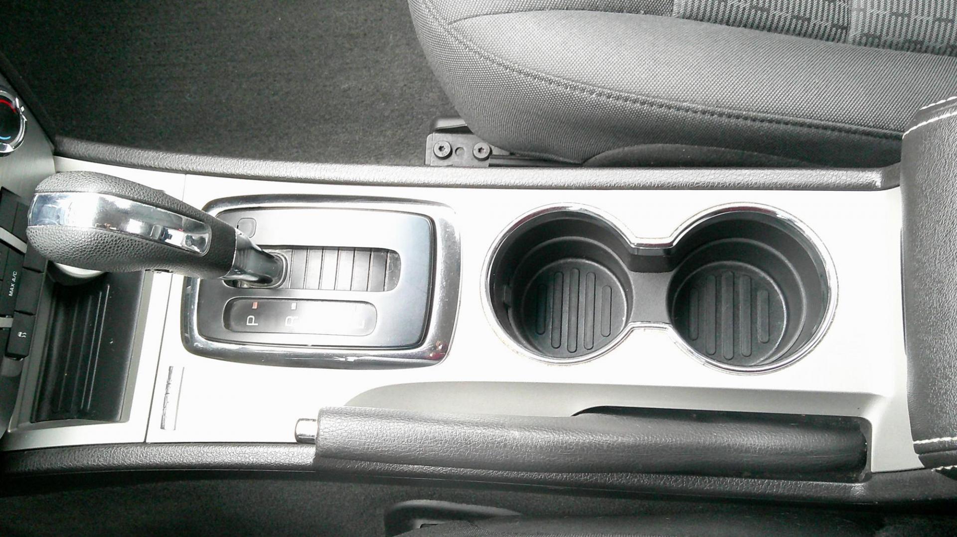 2010 BLUE Ford Fusion SE (3FAHP0HA0AR) with an 2.5L L4 DOHC 16V engine, located at 540a Delsea Drive, Sewell, NJ, 08080, (987) 867-5309, 39.752560, -75.111206 - Photo#20