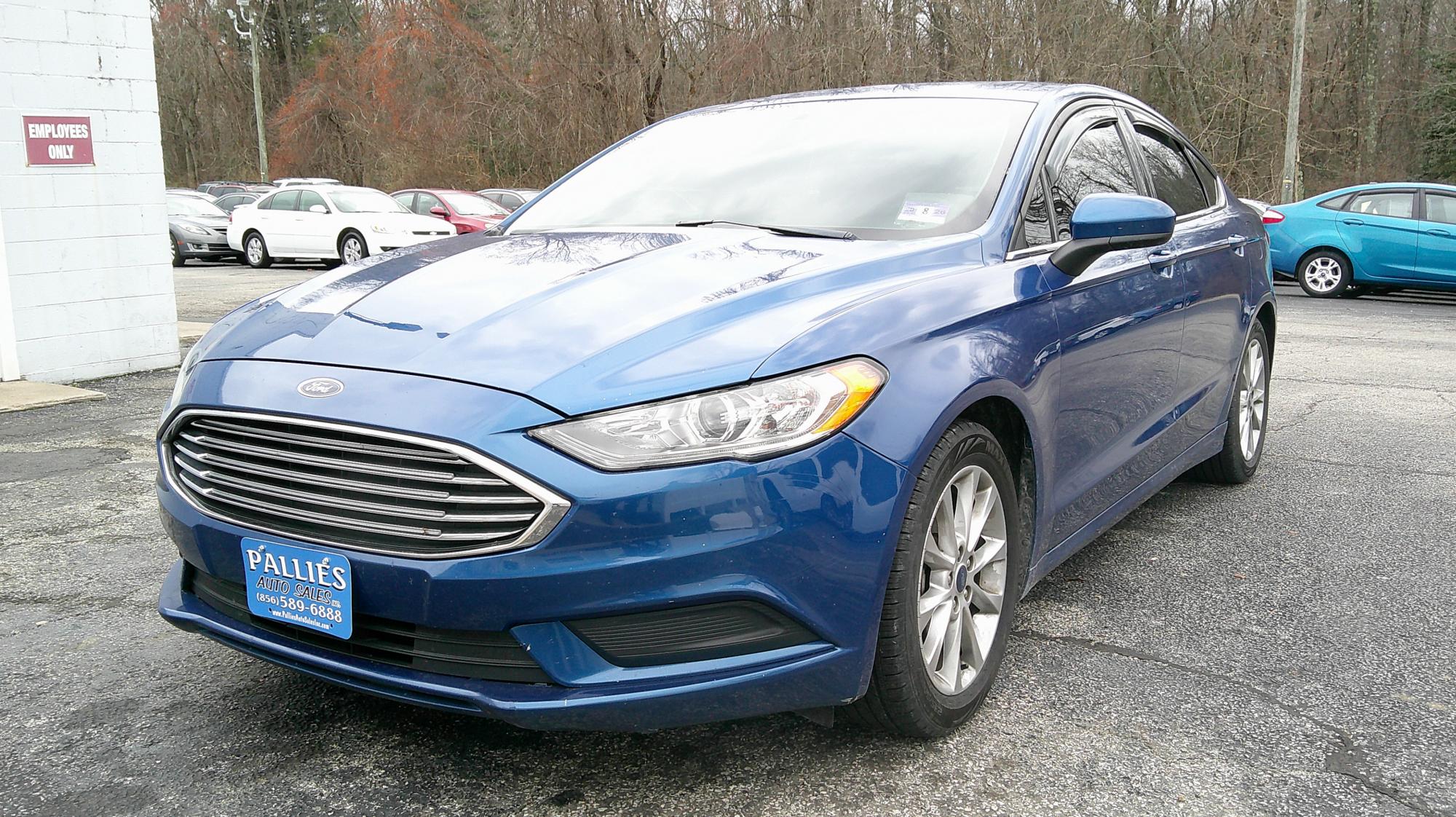 photo of 2017 Ford Fusion SE