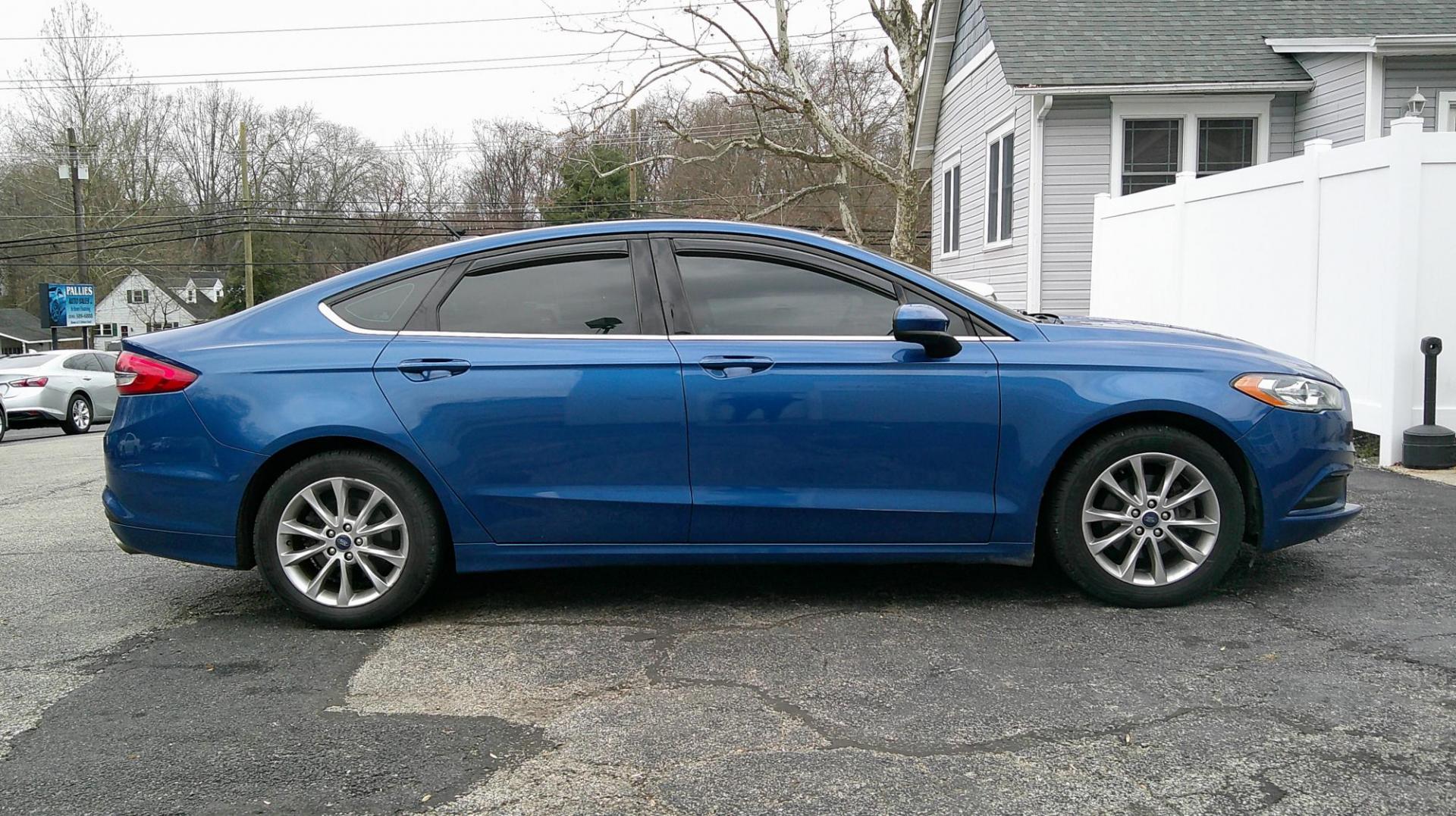 2017 BLUE Ford Fusion SE (3FA6P0H72HR) with an 2.5L L4 DOHC 16V engine, 6A transmission, located at 540a Delsea Drive, Sewell, NJ, 08080, (987) 867-5309, 39.752560, -75.111206 - Photo#7