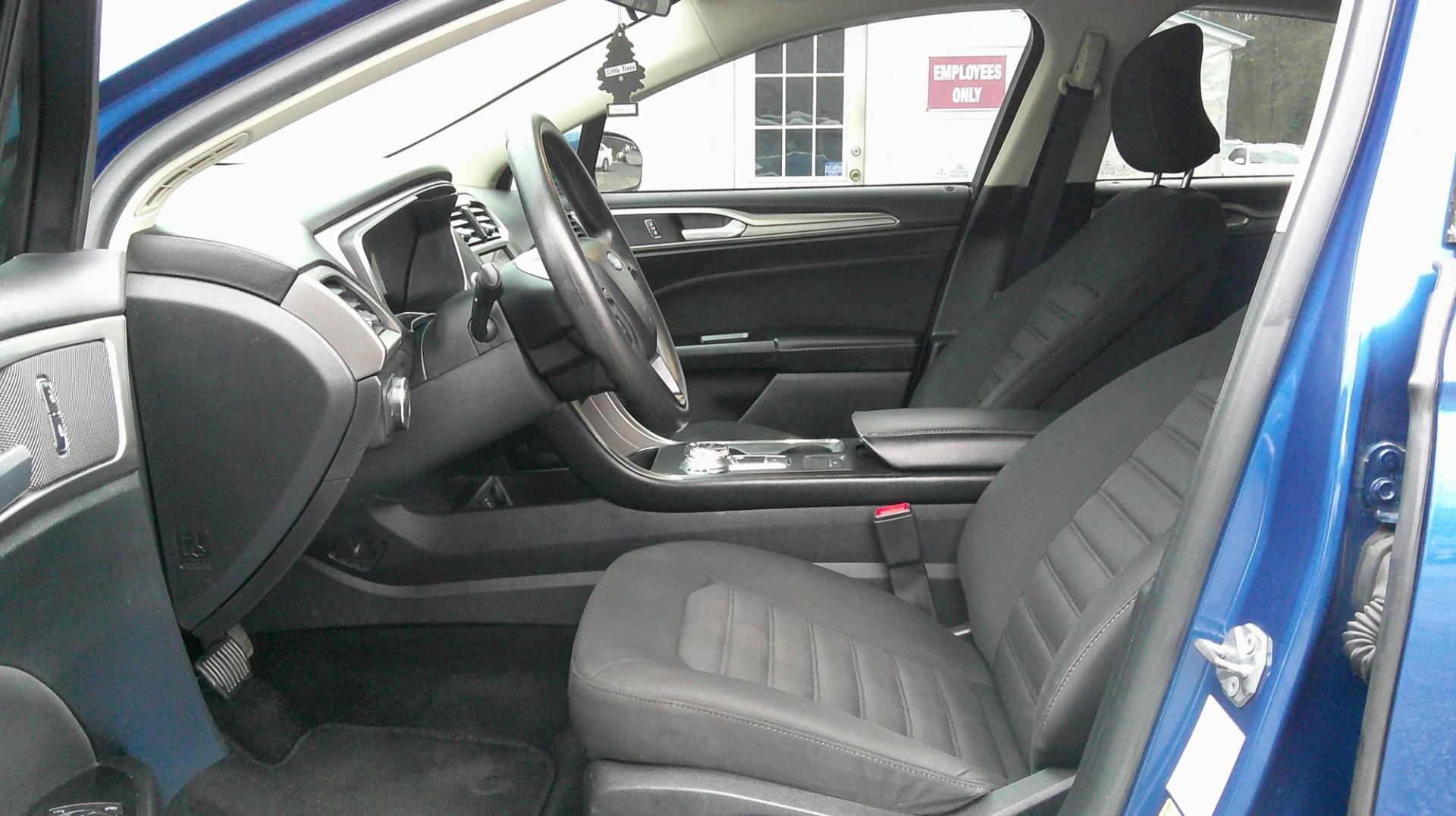 2017 BLUE Ford Fusion SE (3FA6P0H72HR) with an 2.5L L4 DOHC 16V engine, 6A transmission, located at 540a Delsea Drive, Sewell, NJ, 08080, (987) 867-5309, 39.752560, -75.111206 - Photo#12