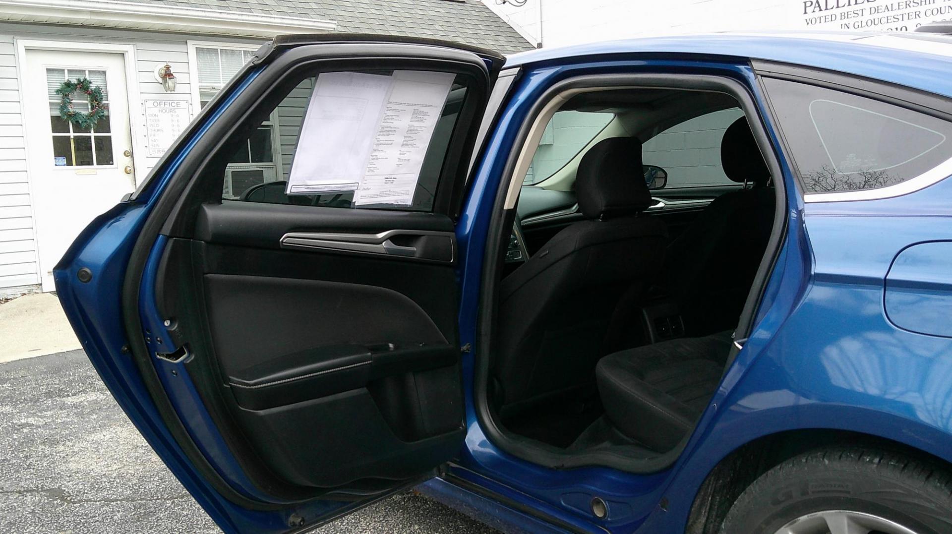 2017 BLUE Ford Fusion SE (3FA6P0H72HR) with an 2.5L L4 DOHC 16V engine, 6A transmission, located at 540a Delsea Drive, Sewell, NJ, 08080, (987) 867-5309, 39.752560, -75.111206 - Photo#13