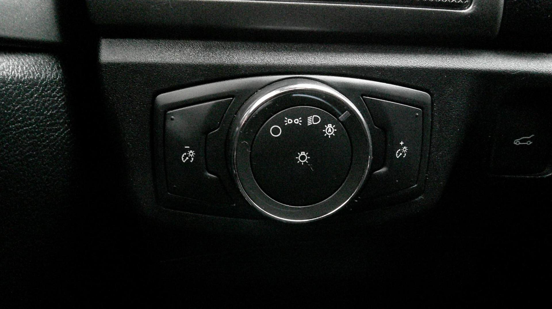 2017 BLUE Ford Fusion SE (3FA6P0H72HR) with an 2.5L L4 DOHC 16V engine, 6A transmission, located at 540a Delsea Drive, Sewell, NJ, 08080, (987) 867-5309, 39.752560, -75.111206 - Photo#23