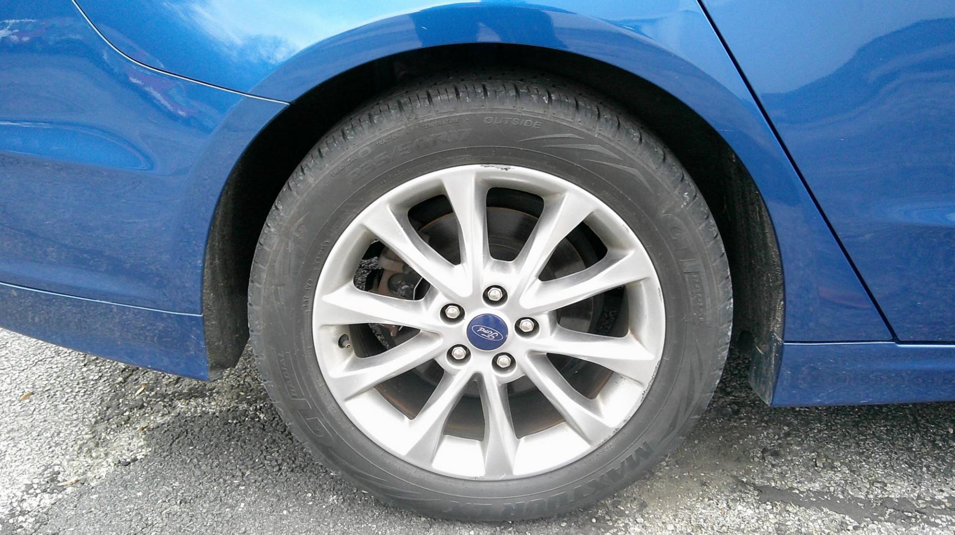 2017 BLUE Ford Fusion SE (3FA6P0H72HR) with an 2.5L L4 DOHC 16V engine, 6A transmission, located at 540a Delsea Drive, Sewell, NJ, 08080, (987) 867-5309, 39.752560, -75.111206 - Photo#27