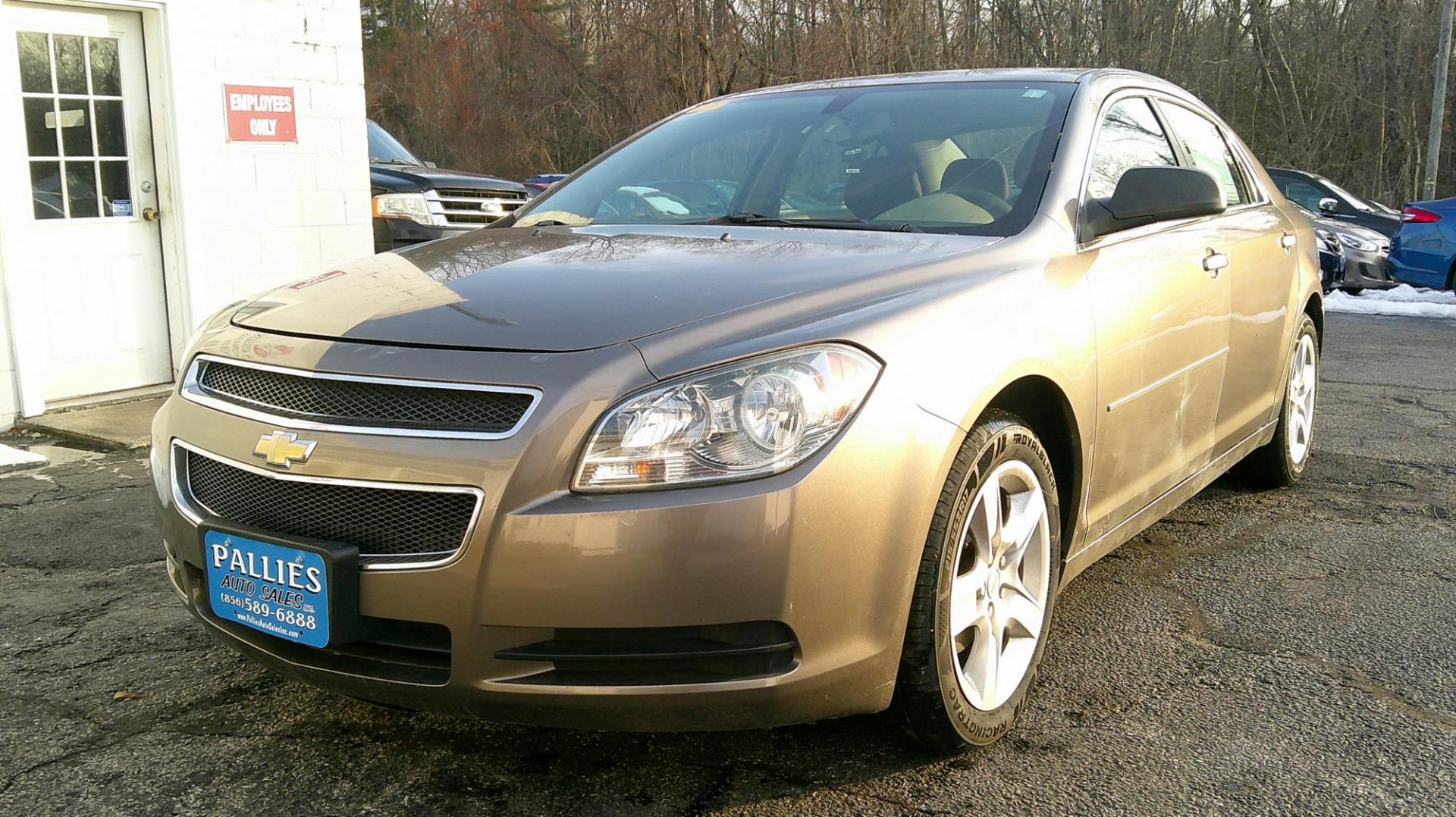2012 Chevrolet Malibu 1LS's photo