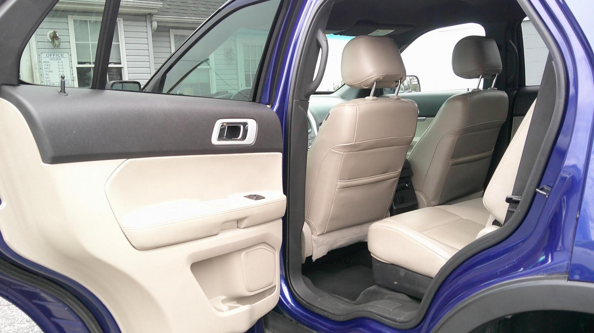 2015 BLUE Ford Explorer XLT 4WD (1FM5K8D84FG) with an 3.5L V6 DOHC 24V engine, 6-Speed Automatic transmission, located at 540a Delsea Drive, Sewell, NJ, 08080, (987) 867-5309, 39.752560, -75.111206 - Photo#14