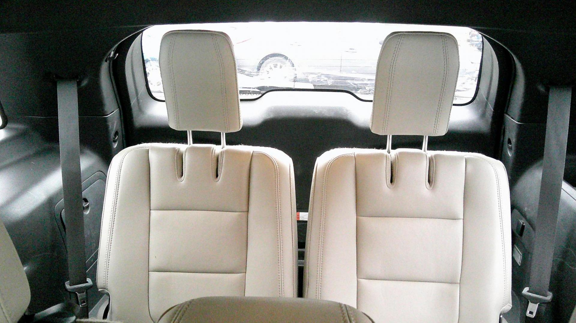 2015 BLUE Ford Explorer XLT 4WD (1FM5K8D84FG) with an 3.5L V6 DOHC 24V engine, 6-Speed Automatic transmission, located at 540a Delsea Drive, Sewell, NJ, 08080, (987) 867-5309, 39.752560, -75.111206 - Photo#17