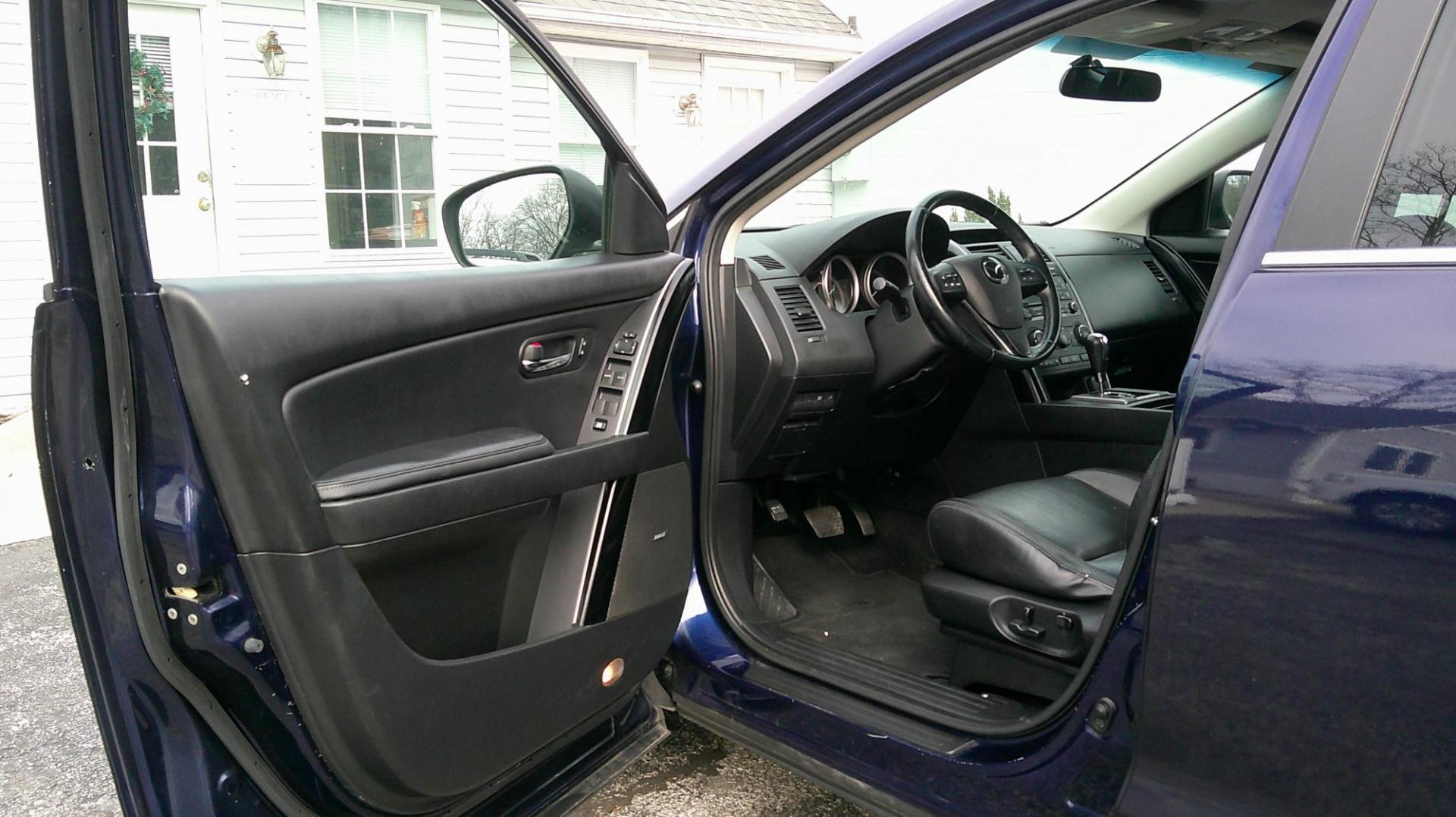 2010 BLUE Mazda CX-9 Grand Touring AWD (JM3TB3MV4A0) with an 3.7L V6 DOHC 24V engine, 6-Speed Automatic transmission, located at 540a Delsea Drive, Sewell, NJ, 08080, (987) 867-5309, 39.752560, -75.111206 - Photo#10