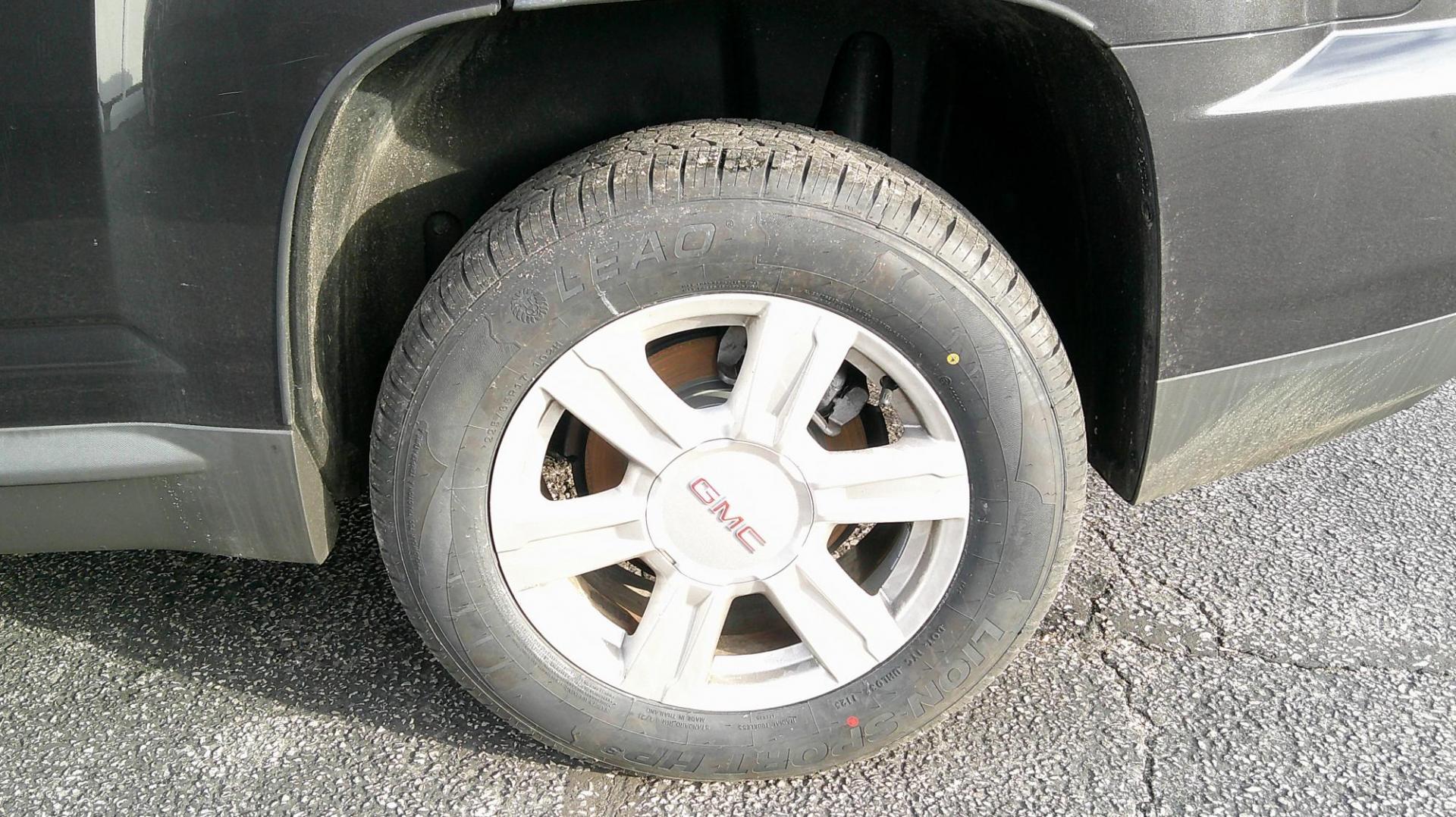 2016 GRAY GMC Terrain SLE2 AWD (2GKFLSEKXG6) with an 2.4L L4 DOHC 16V engine, 6A transmission, located at 540a Delsea Drive, Sewell, NJ, 08080, (987) 867-5309, 39.752560, -75.111206 - Photo#25